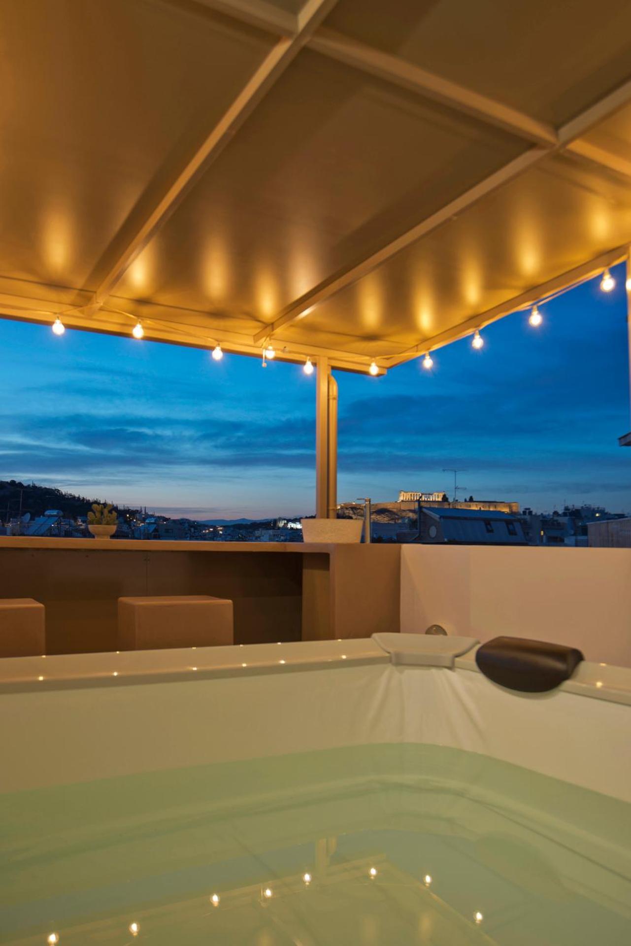 Kary's Acropolis View Luxury 2BR, 2 BA, Jacuzzi - Photo 40