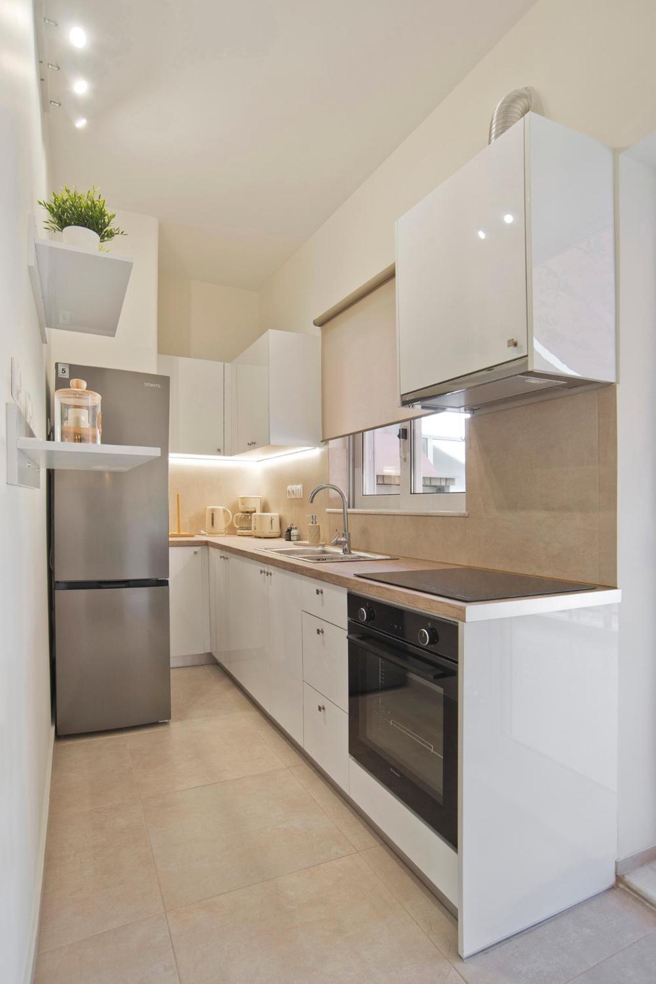 Kary's Acropolis View Luxury 2BR, 2 BA, Jacuzzi - Photo 27