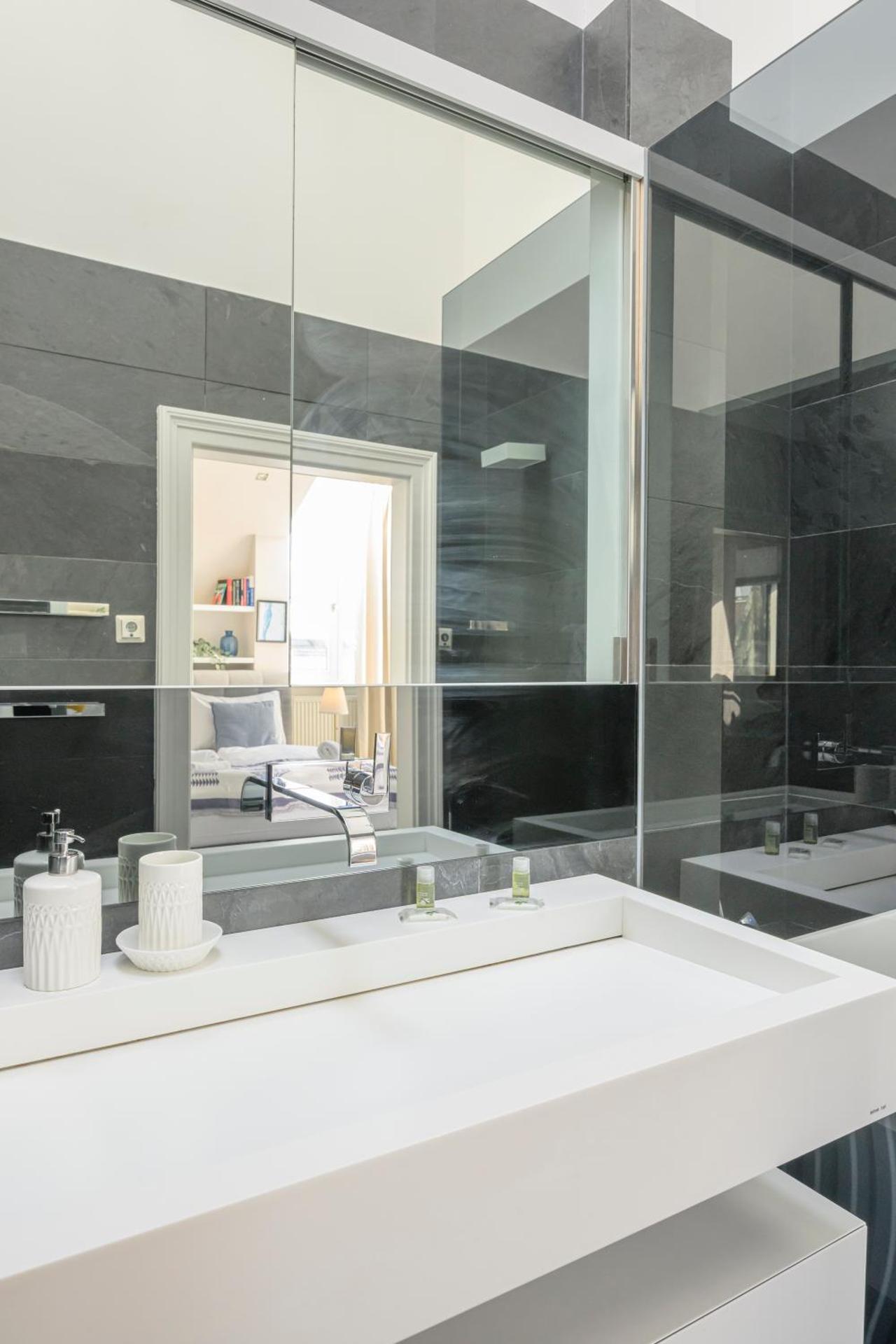 Executive Suite Schottenring - Photo 30