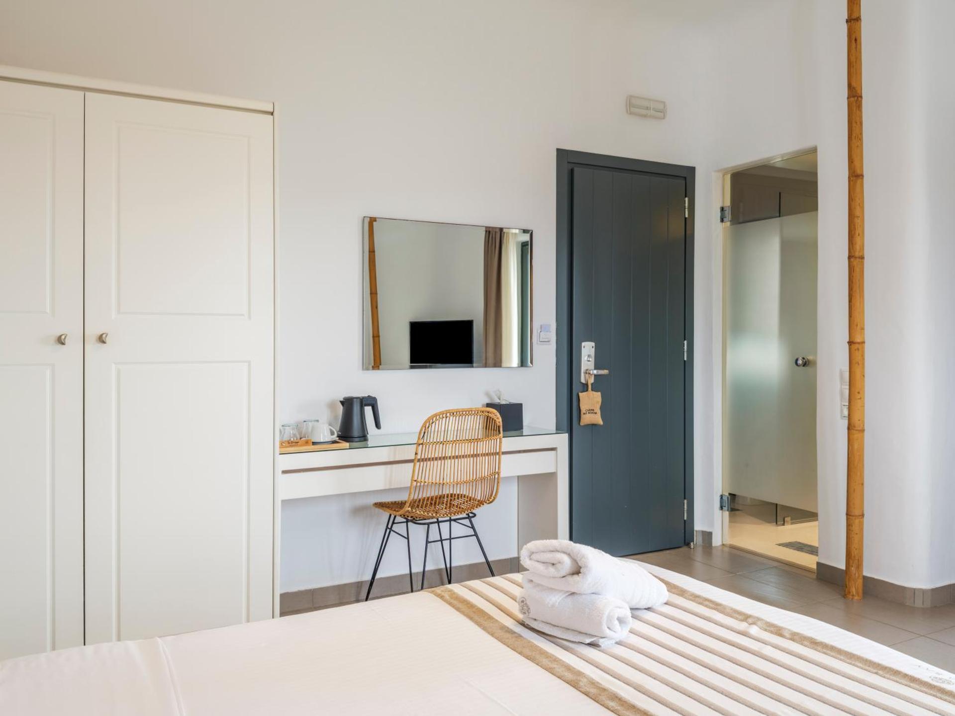 Ftelia Bay Boutique Hotel - Photo 105