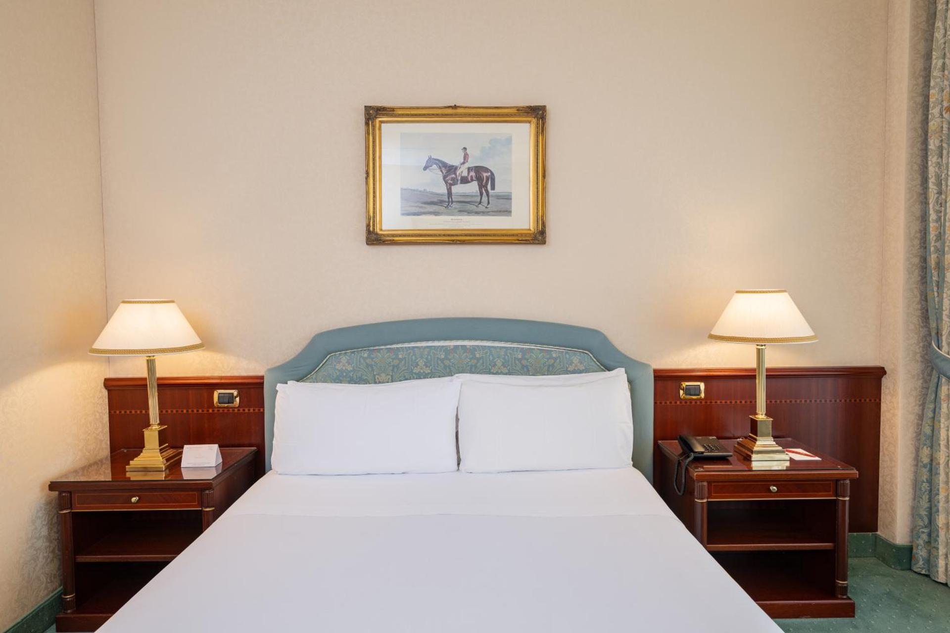 Royal Hotel Carlton - Photo 40