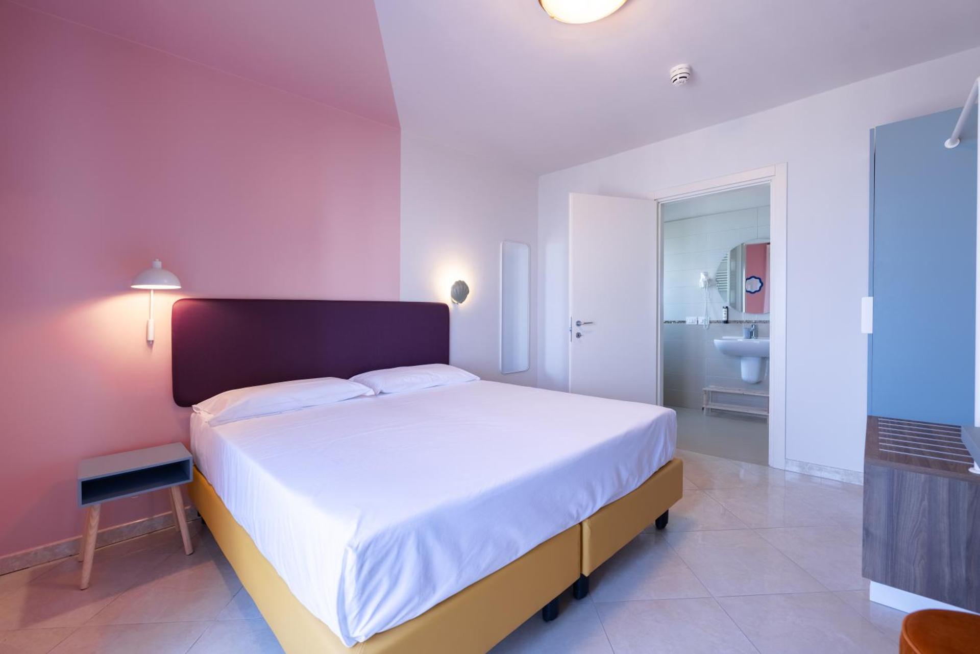 La Vista Postcard Hotel - Photo 29