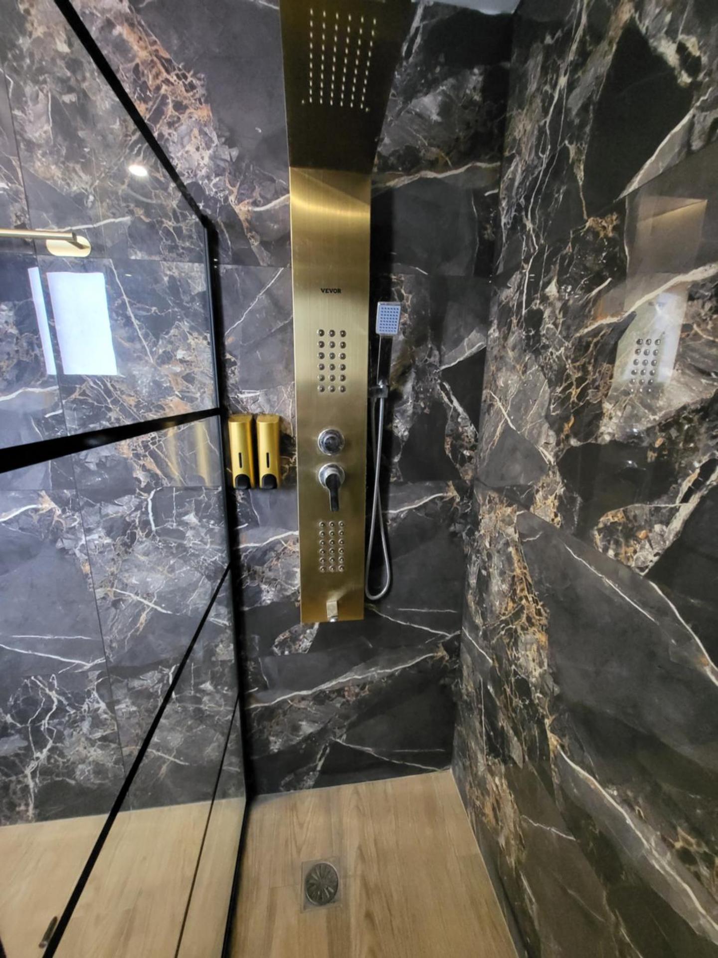 Diamond Piraeus Port - Photo 14