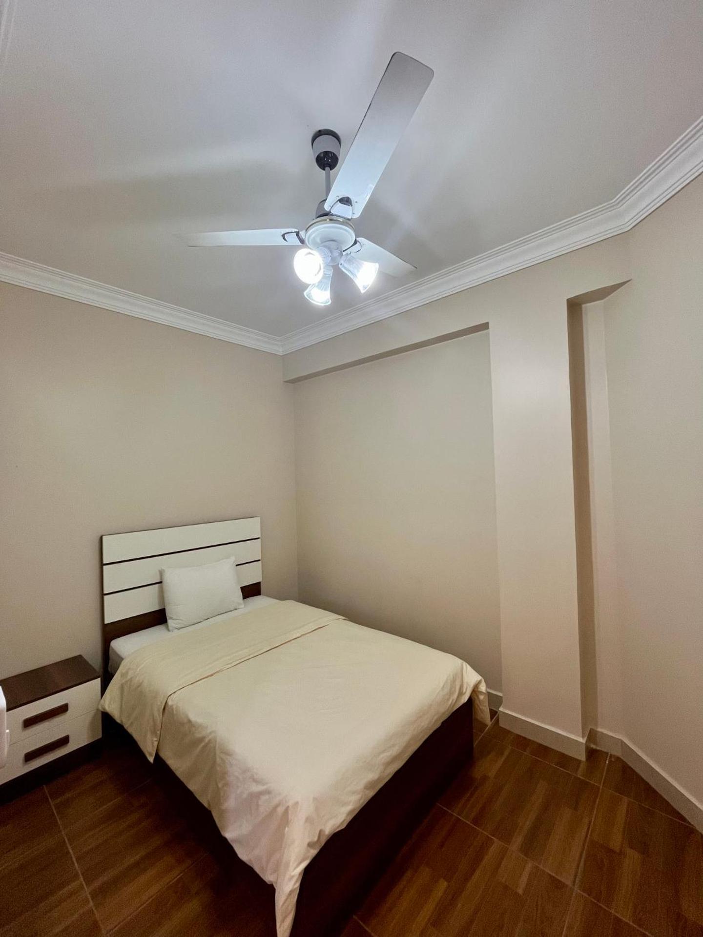 Luca Pyramids Inn - Photo 25