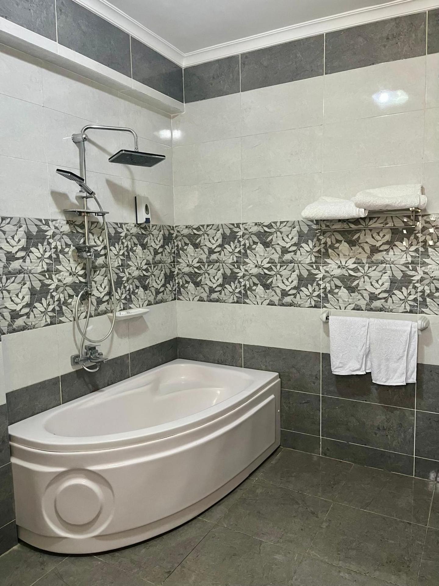 Triple Room with Bathroom