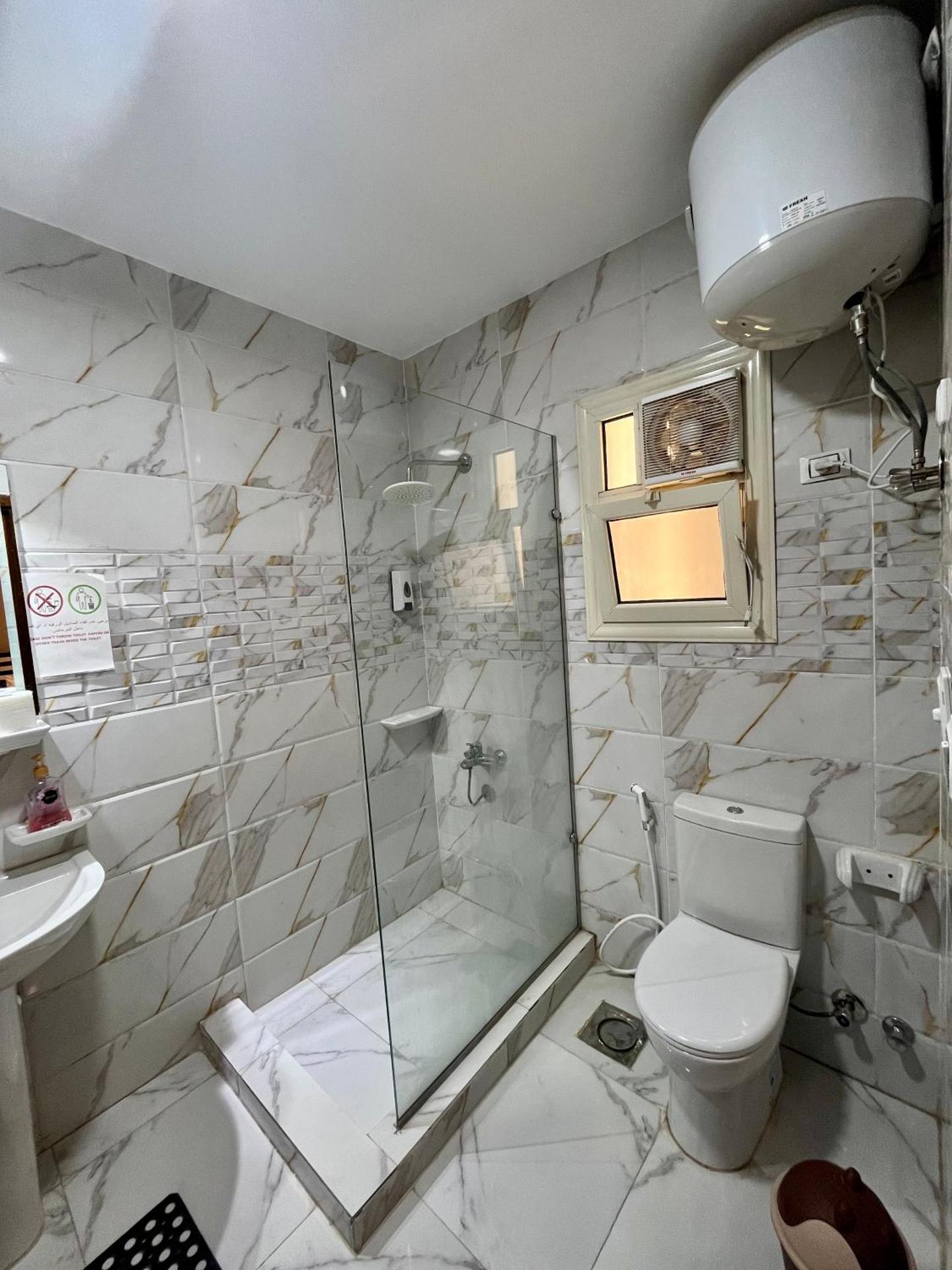 Comfort Triple Room with Shower