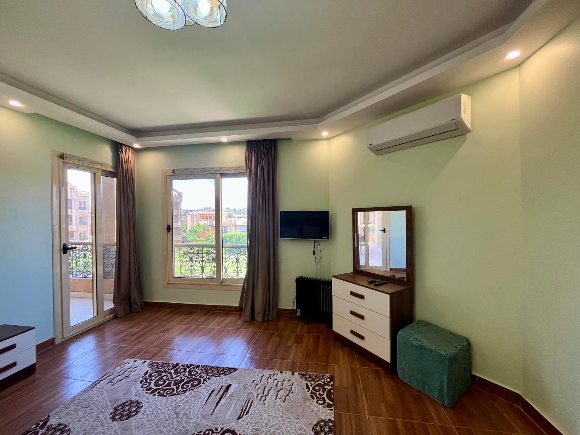 Luca Pyramids Inn - Photo 7