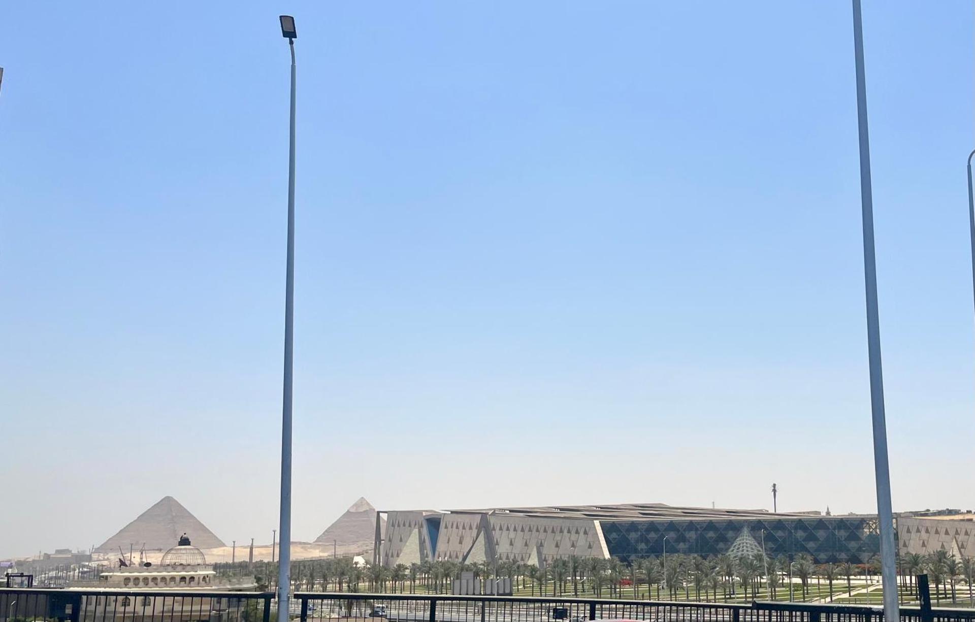 Luca Pyramids Inn - Photo 14