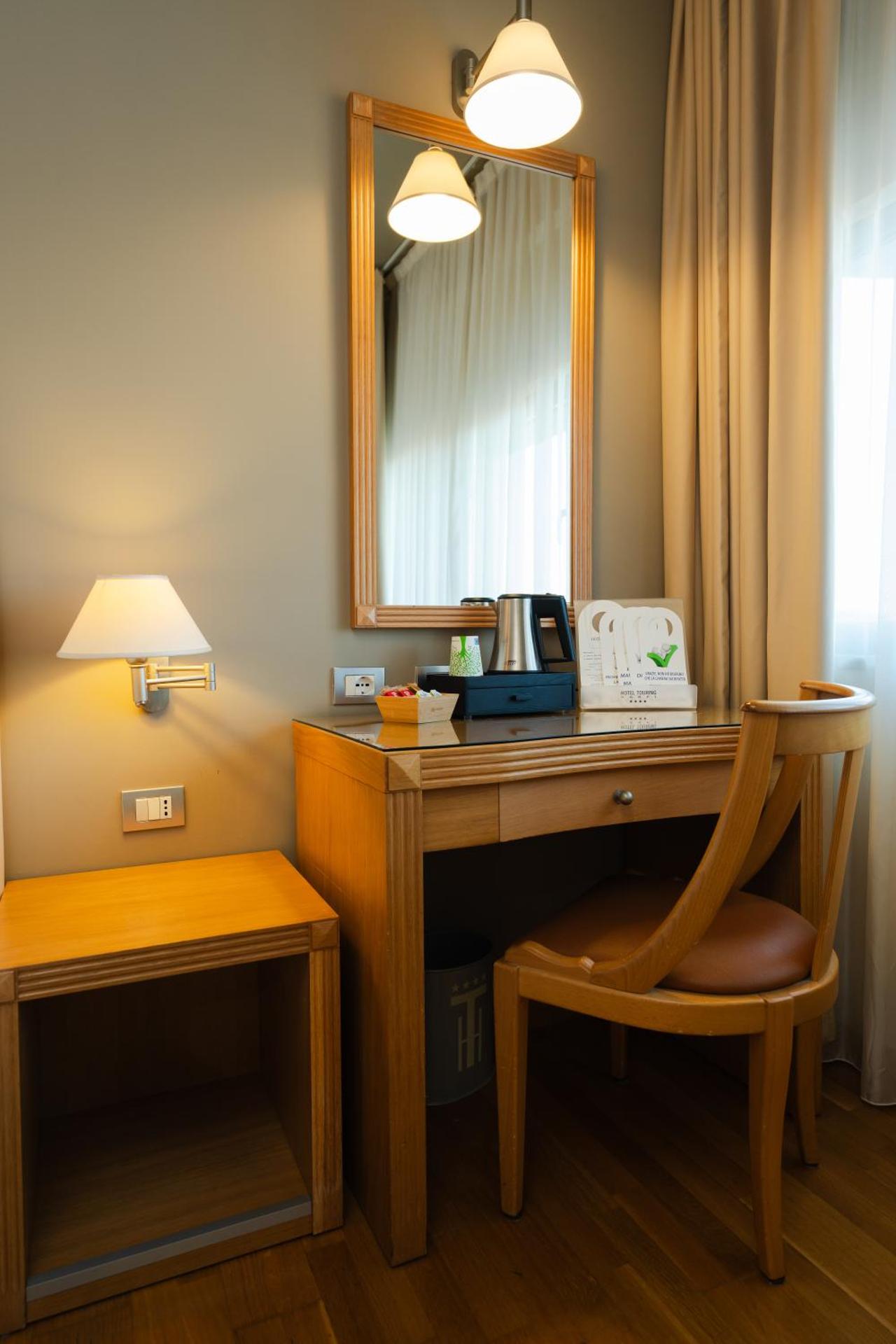 Hotel Touring - Photo 4