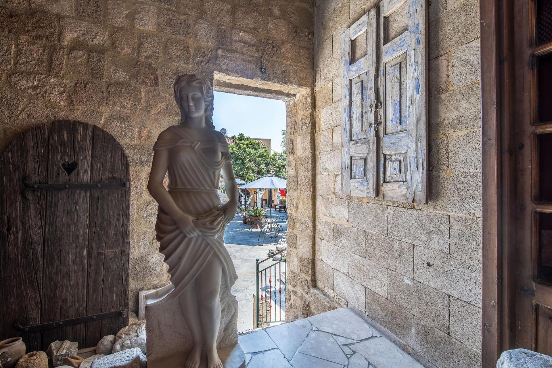 S.Nikolis' Historic Boutique Hotel - Photo 90