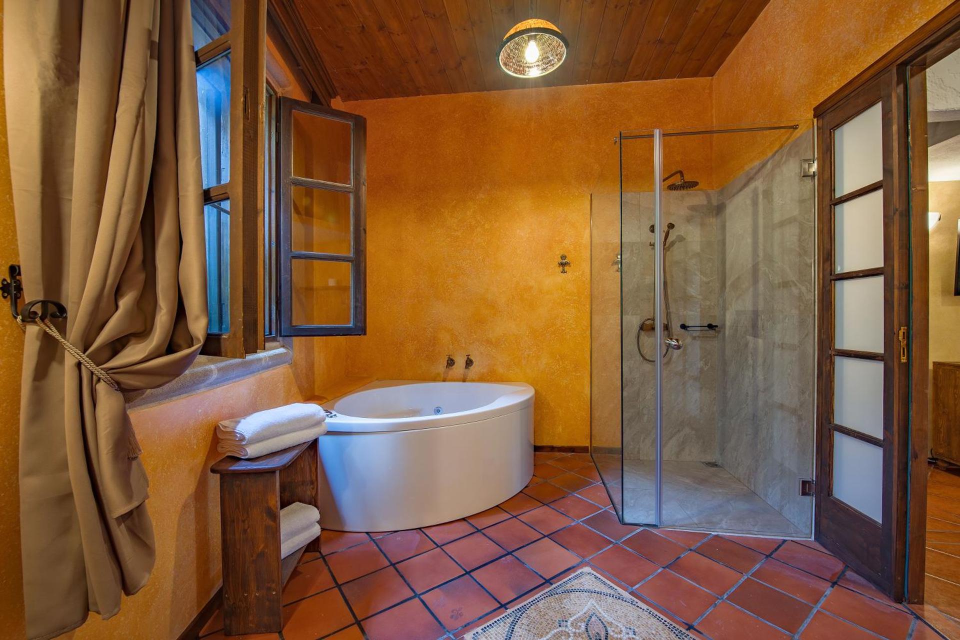 S.Nikolis' Historic Boutique Hotel - Photo 74