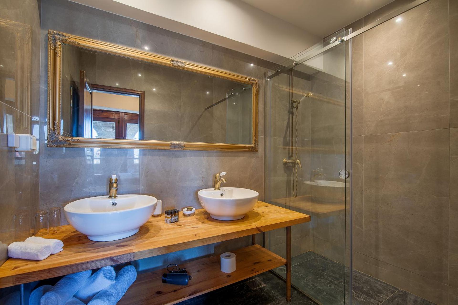 S.Nikolis' Historic Boutique Hotel - Photo 62