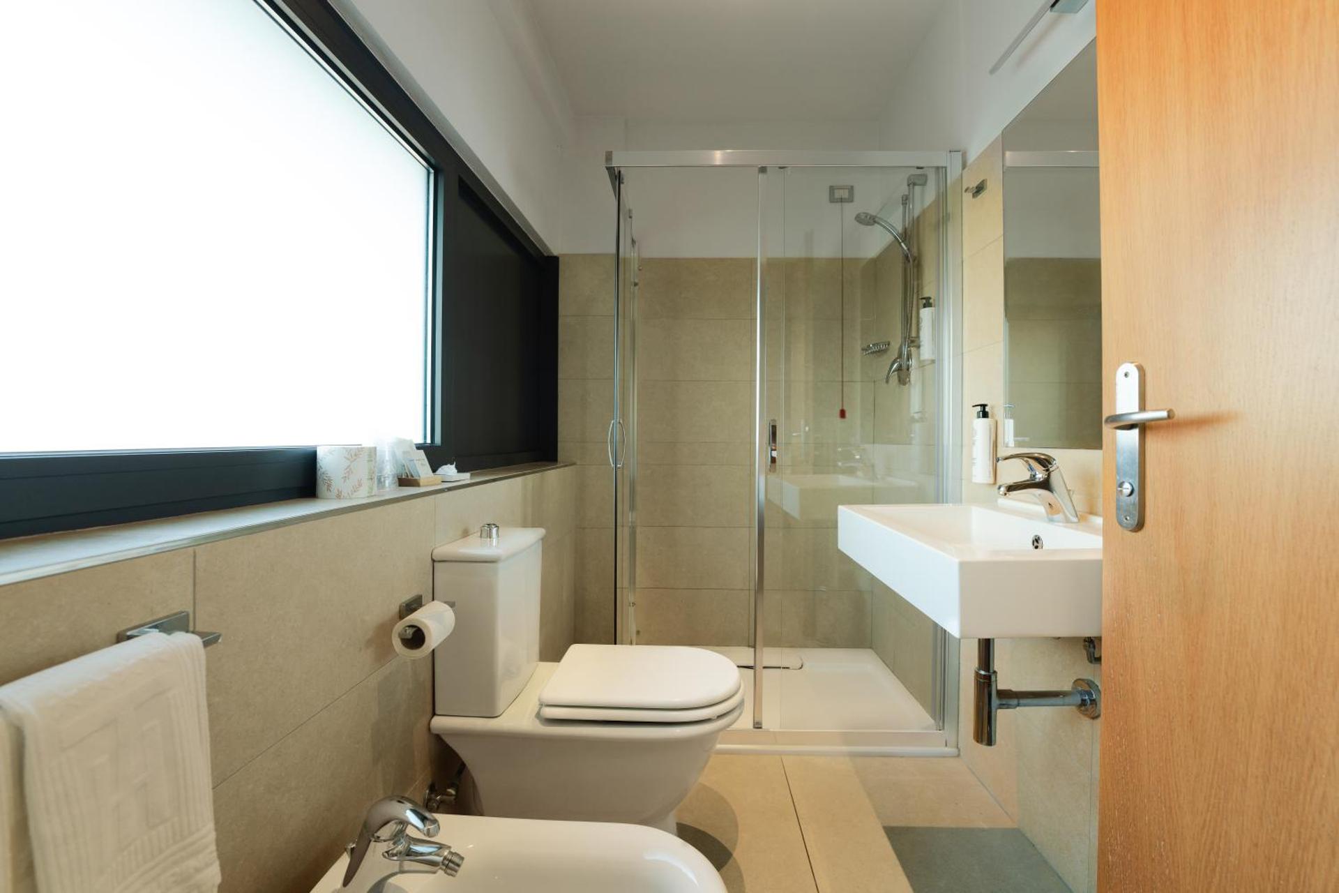 Hotel Touring - Photo 39