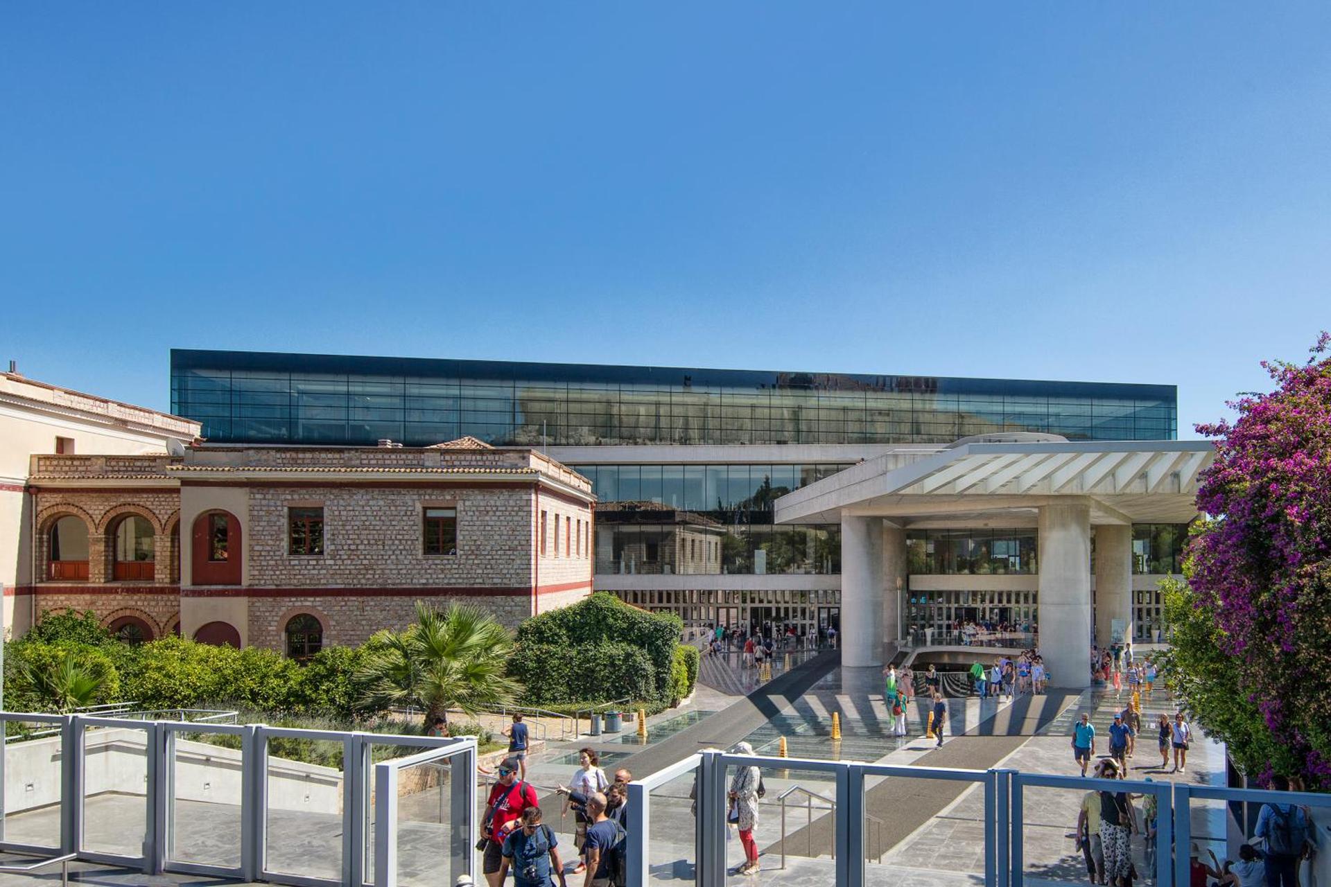 The Acropolis Window - Photo 15