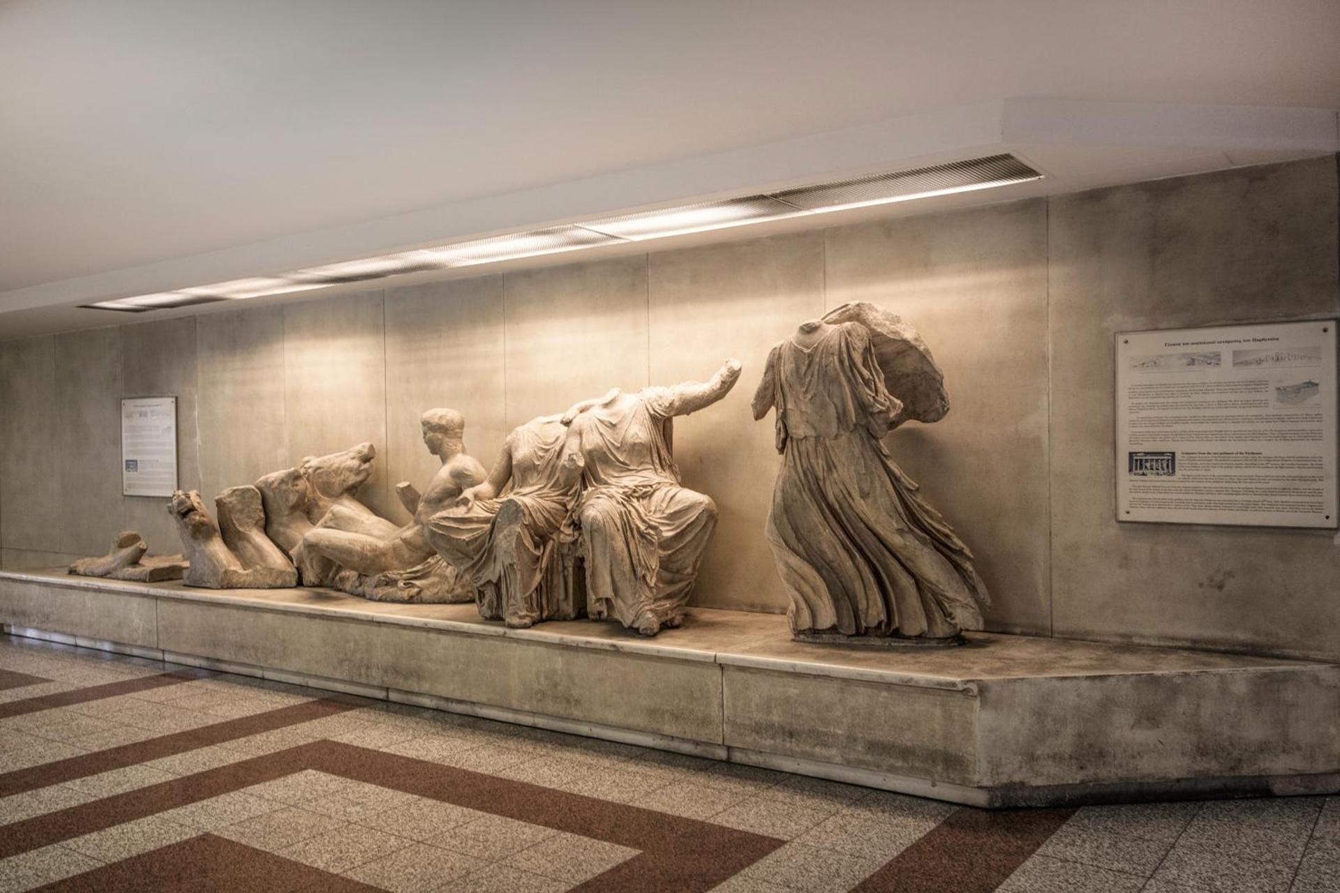 The Acropolis Window - Photo 12