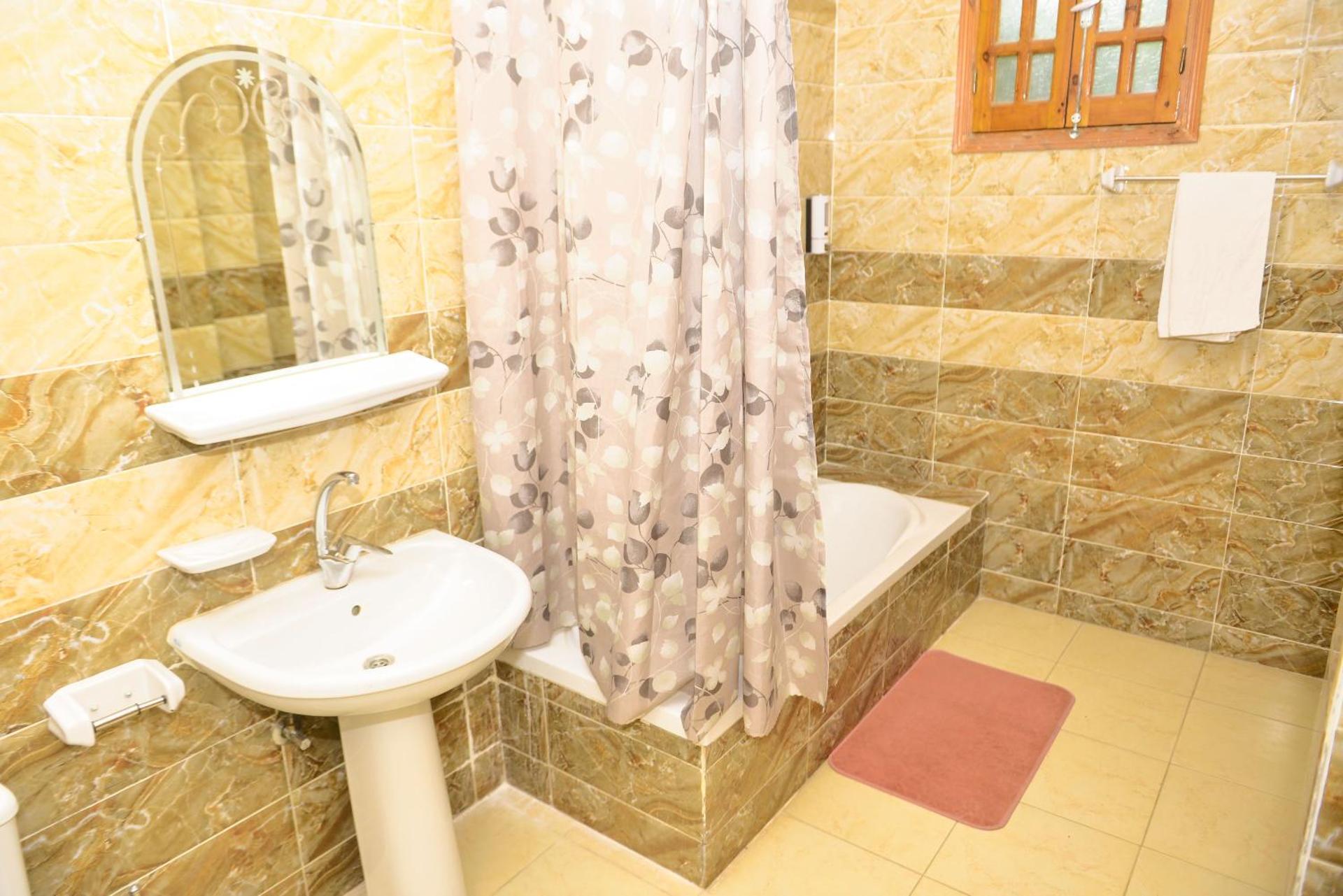 Flamingo Memnon Guest House - Photo 12