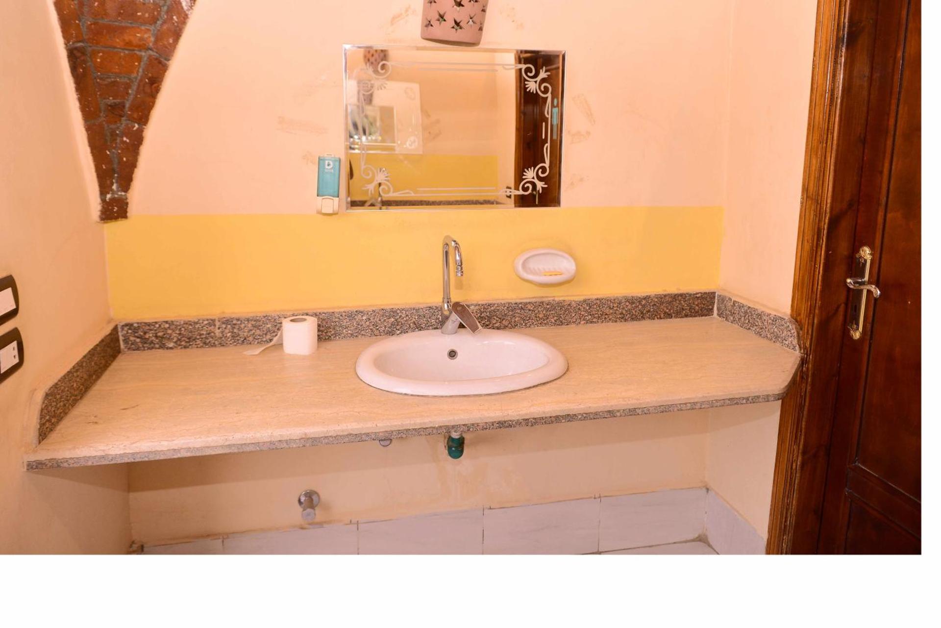 Flamingo Memnon Guest House - Photo 15