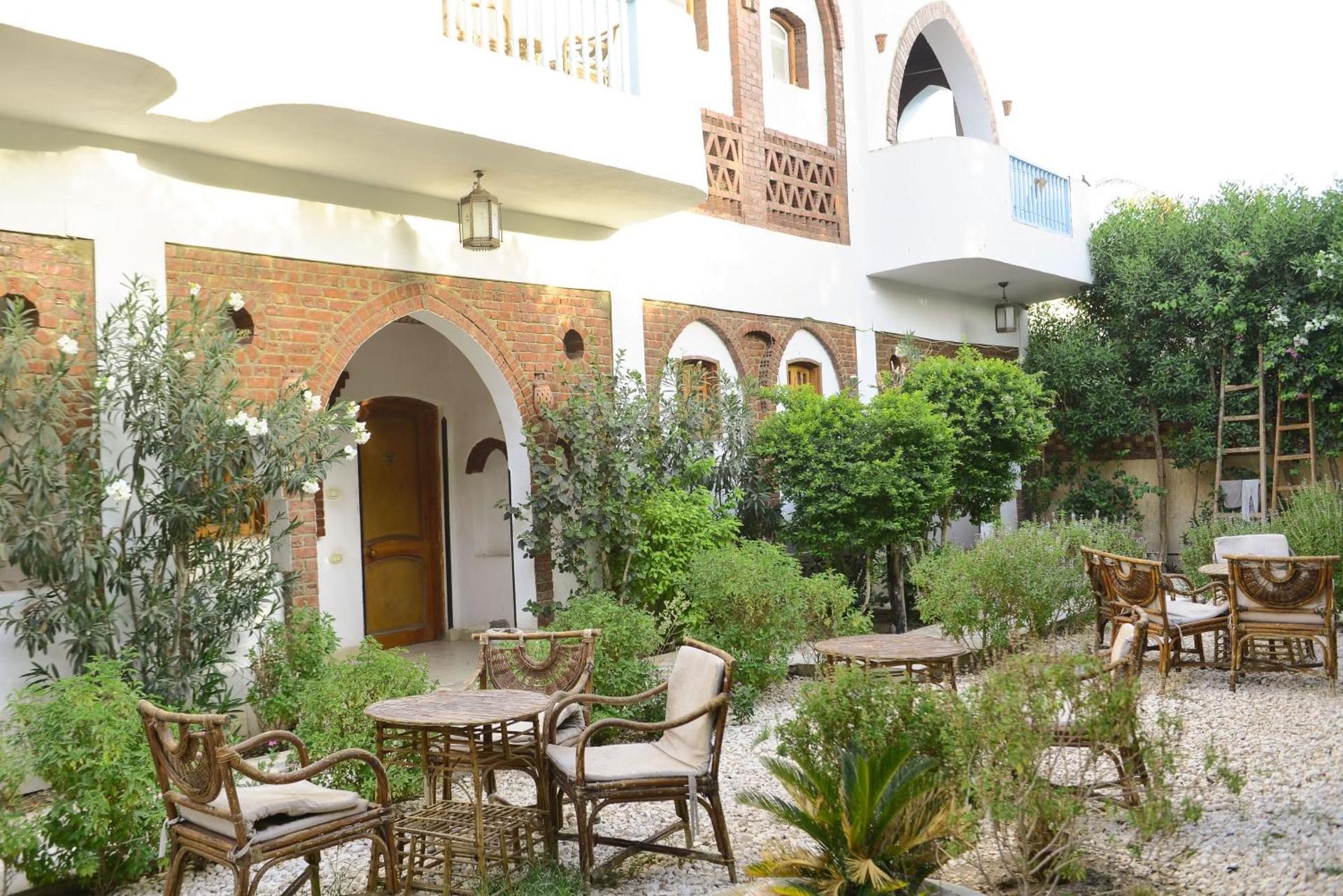 Flamingo Memnon Guest House - Photo 99