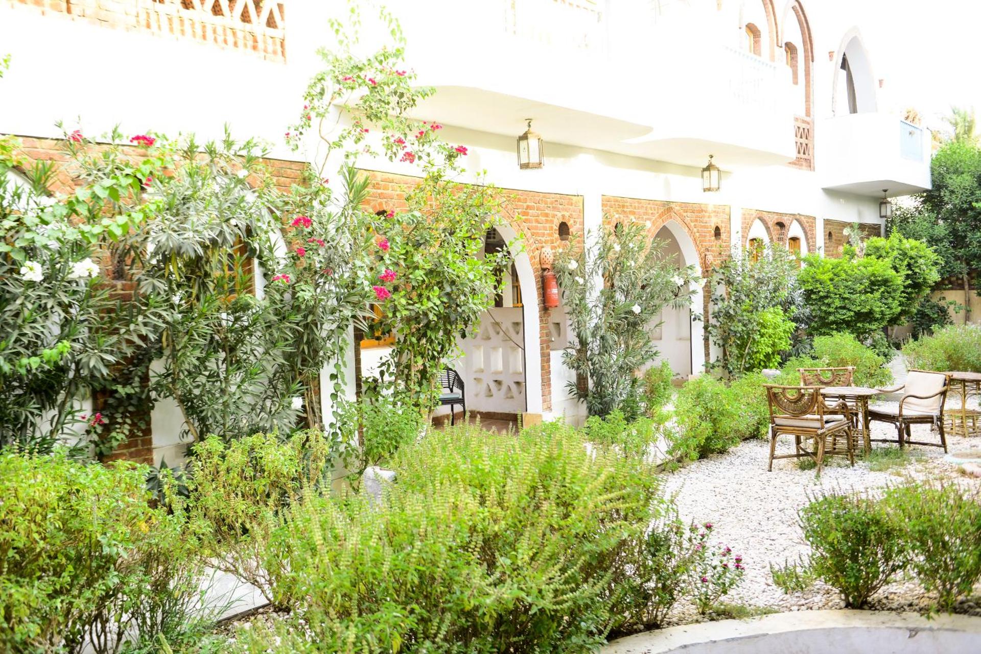 Flamingo Memnon Guest House - Photo 134