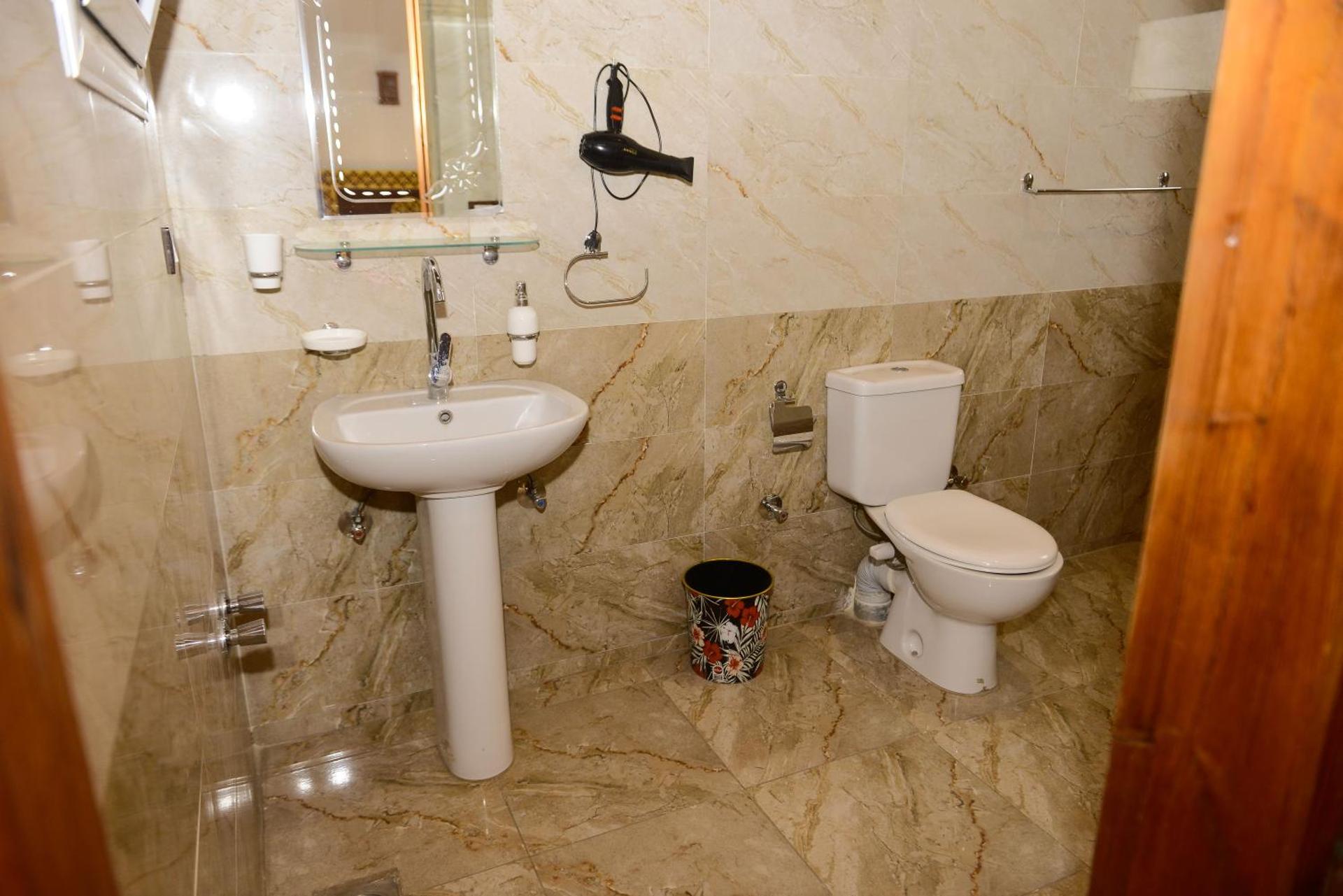 Flamingo Memnon Guest House - Photo 94