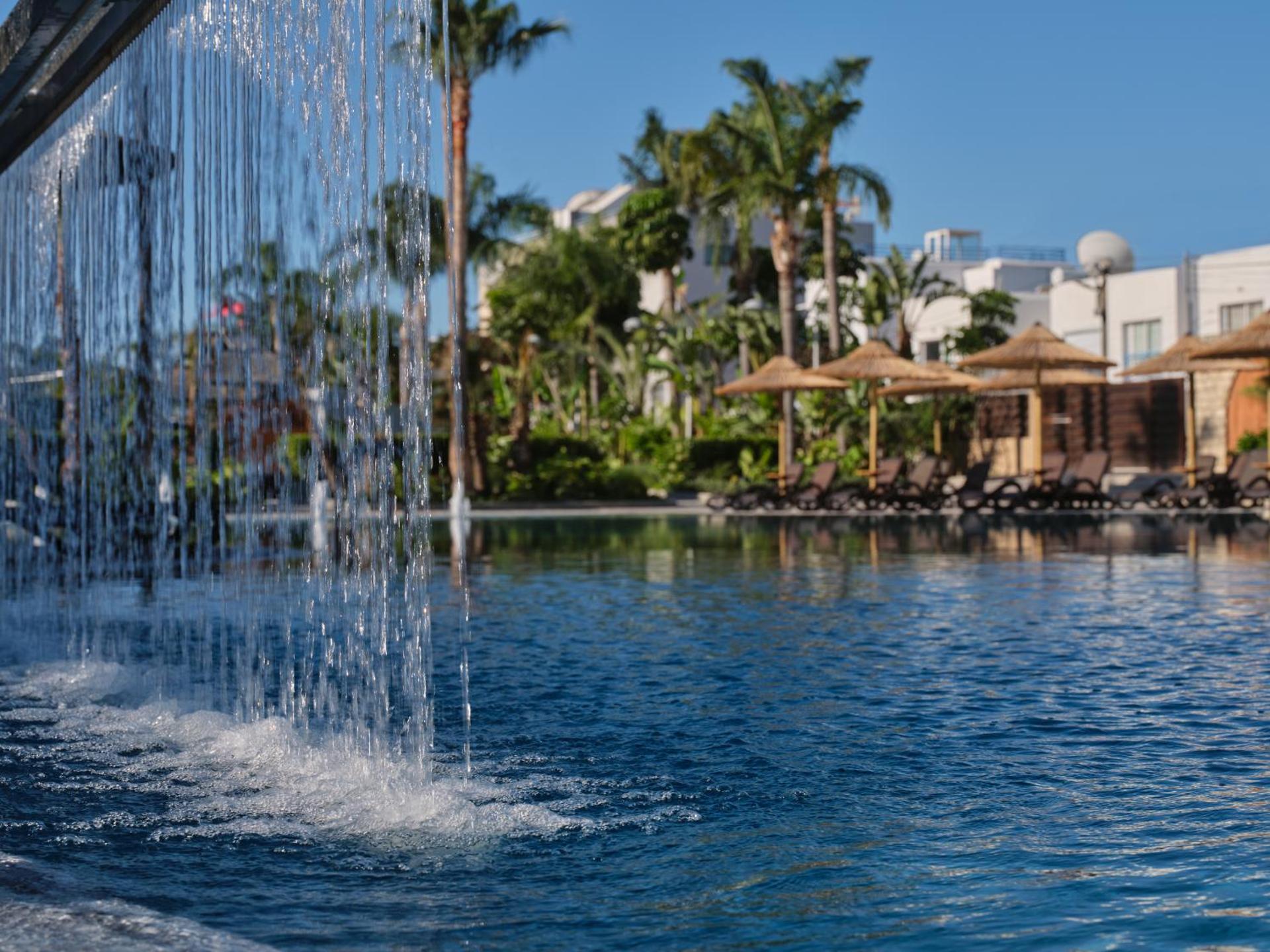 Atlantica Oasis Hotel - Photo 51