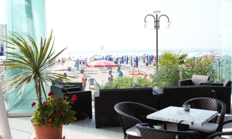 Hotel Niagara - Photo 29