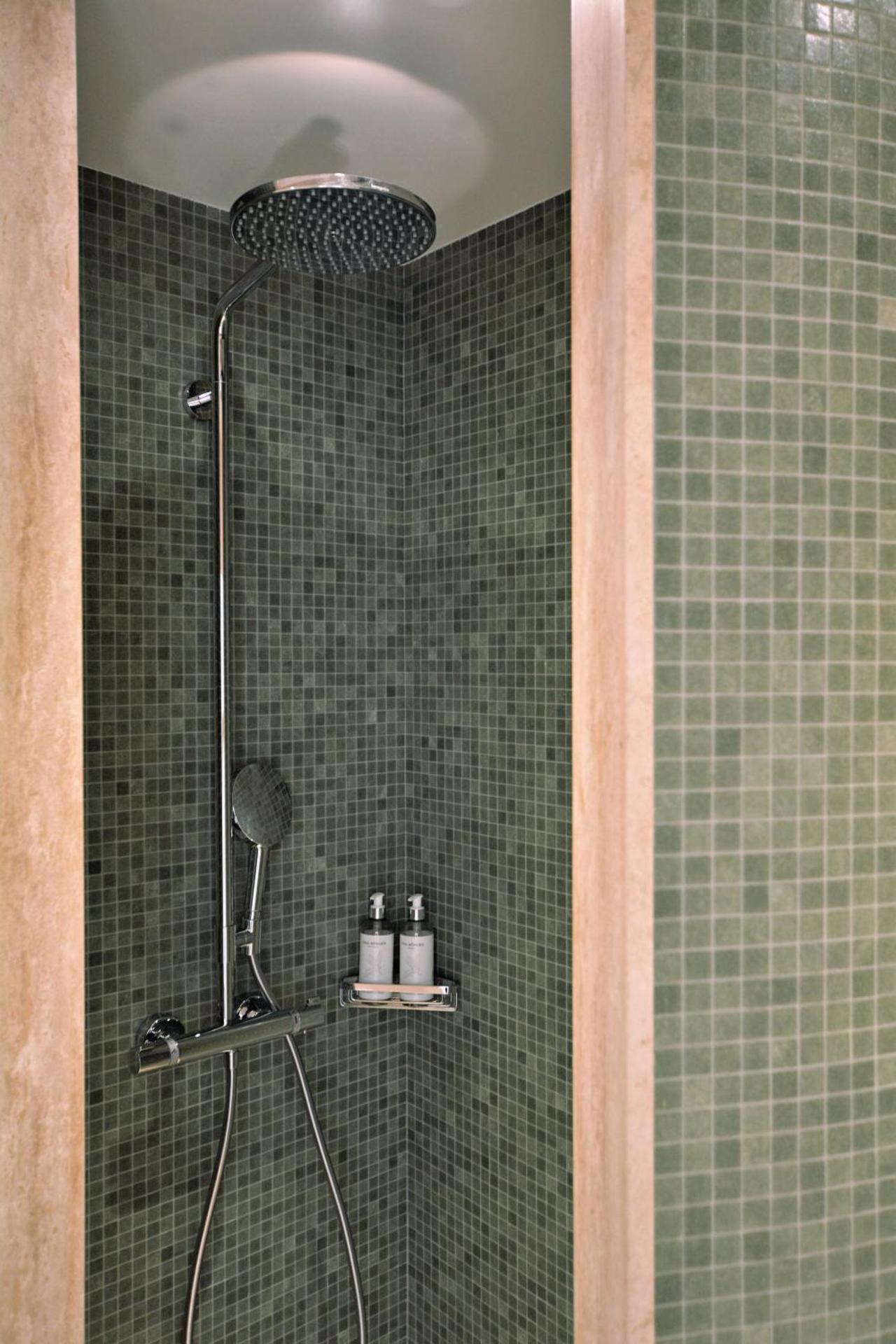 Hôtel Lucien - Photo 7