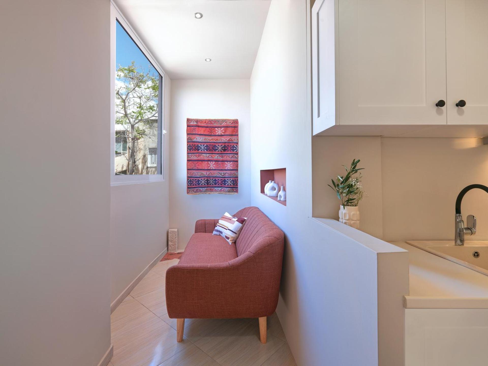 The Acropolis Window - Photo 67