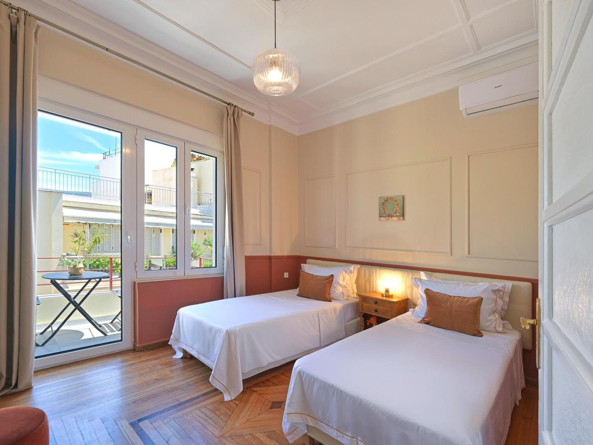 The Acropolis Window - Photo 80