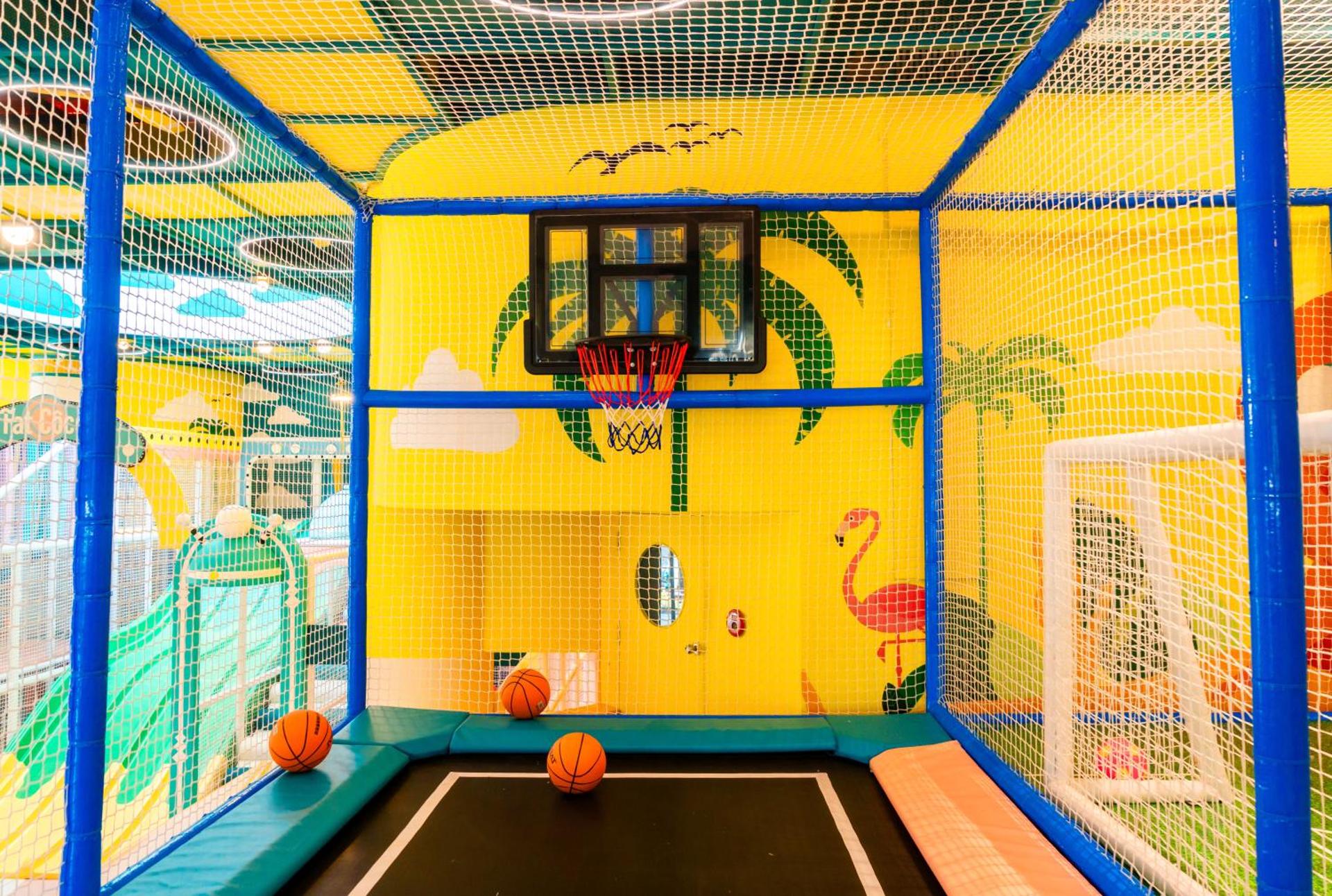 A-One New Wing Hotel - Photo 38