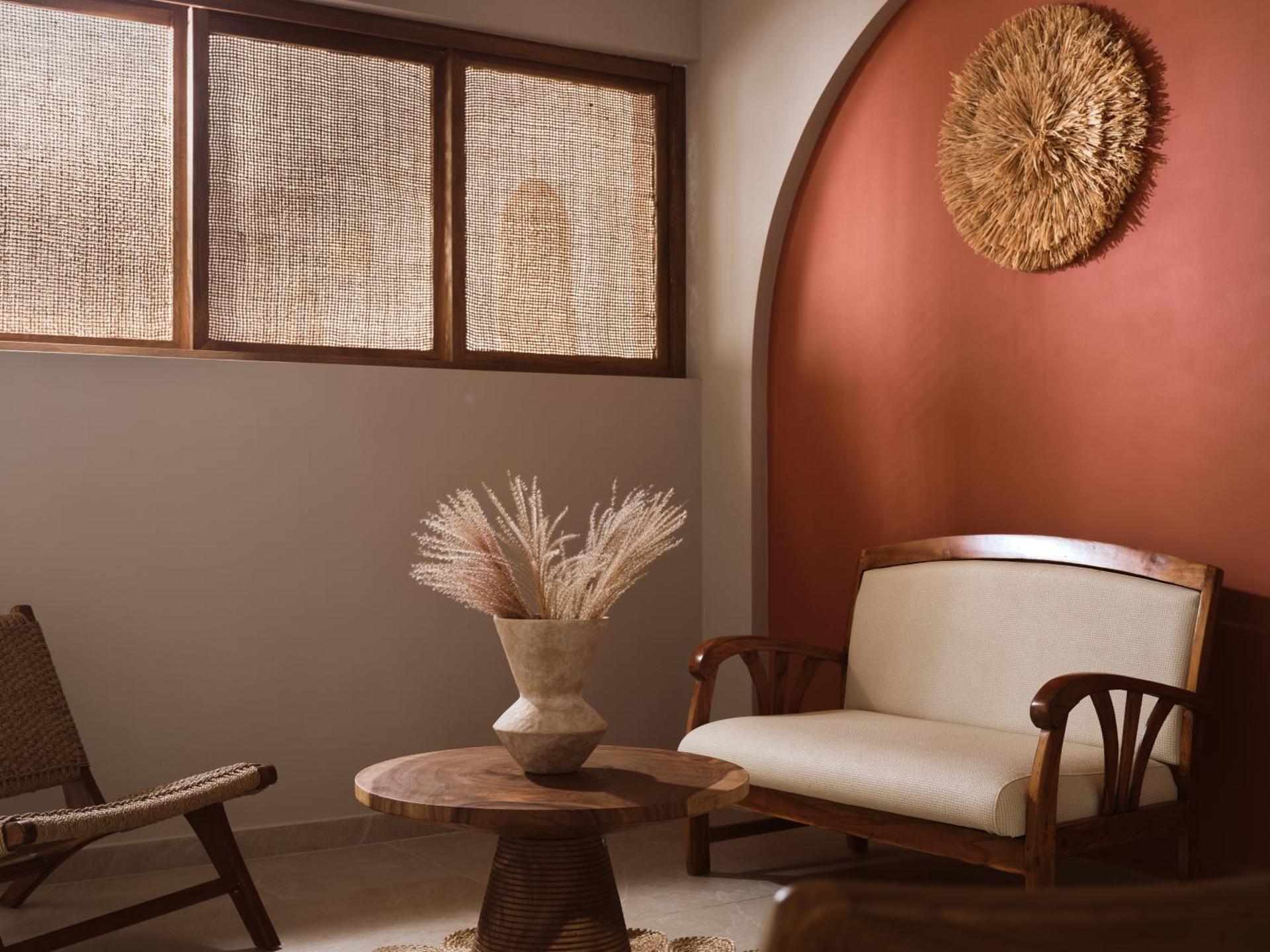 Ammonites Beachfront Rooms & Suites - Photo 4