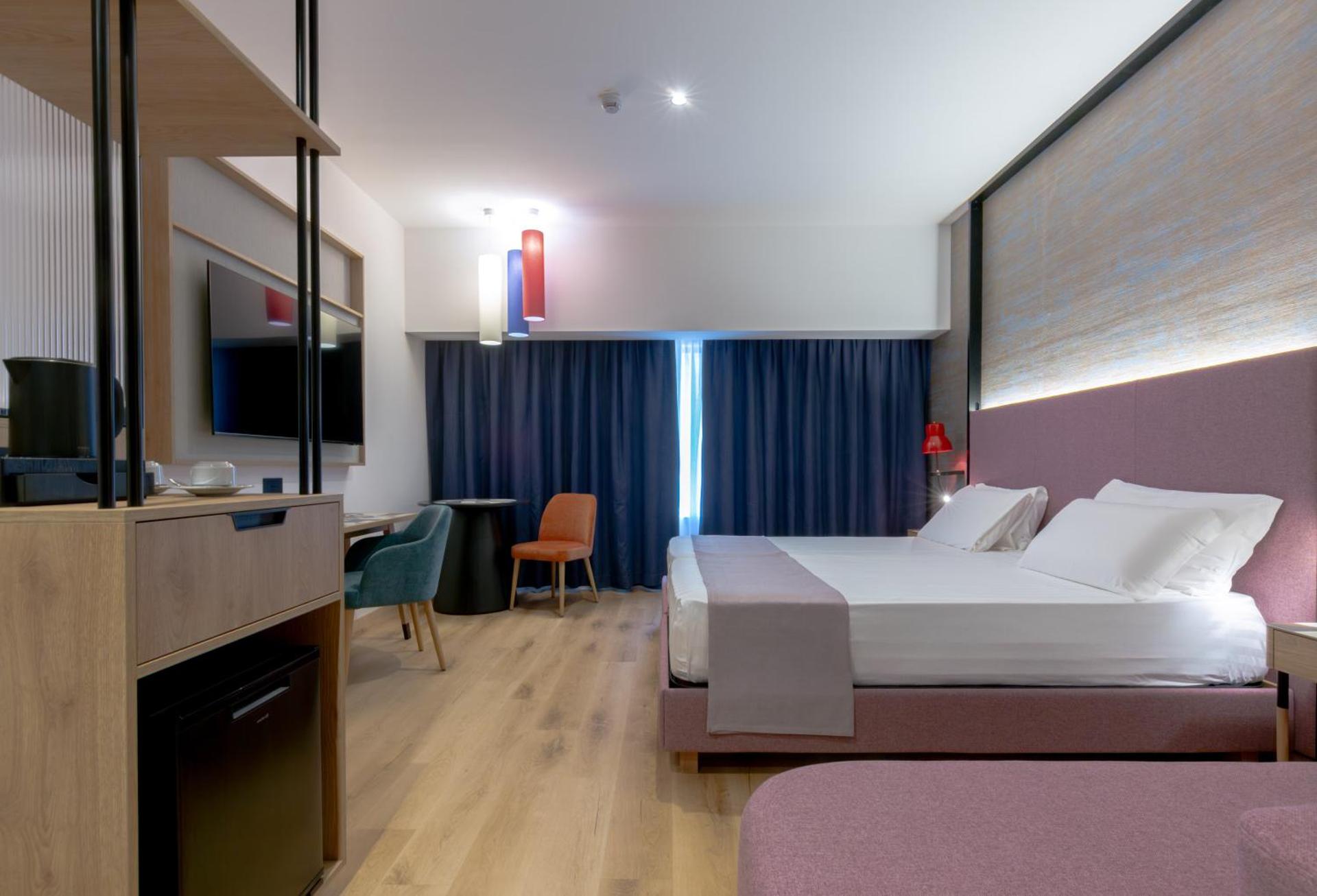 Hotel Poseidon - Photo 51