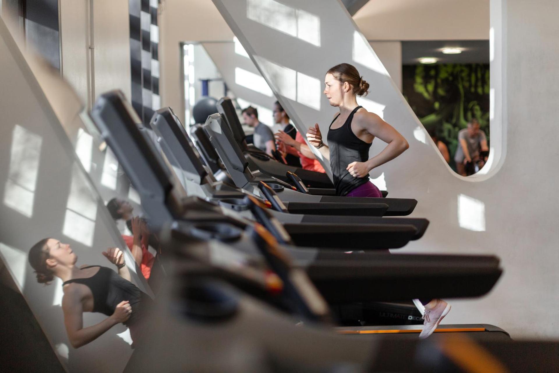 Princes Gardens - Photo 16