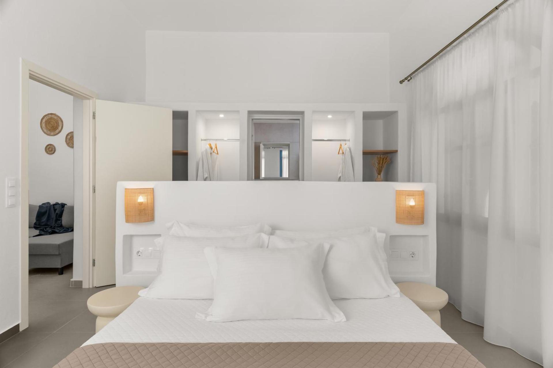 Paros Inn Seafront - Photo 48