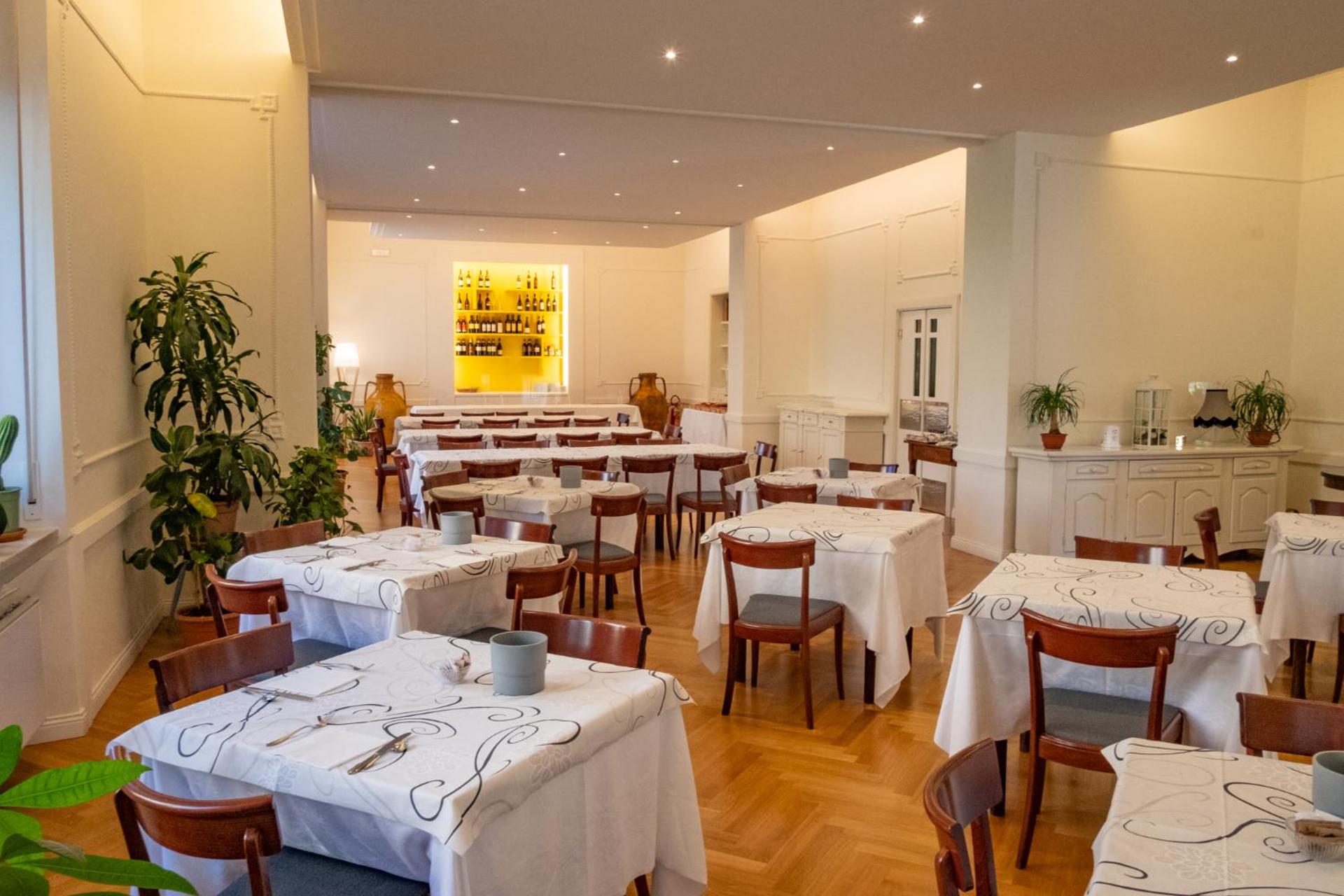 Hotel Moderno - Photo 67