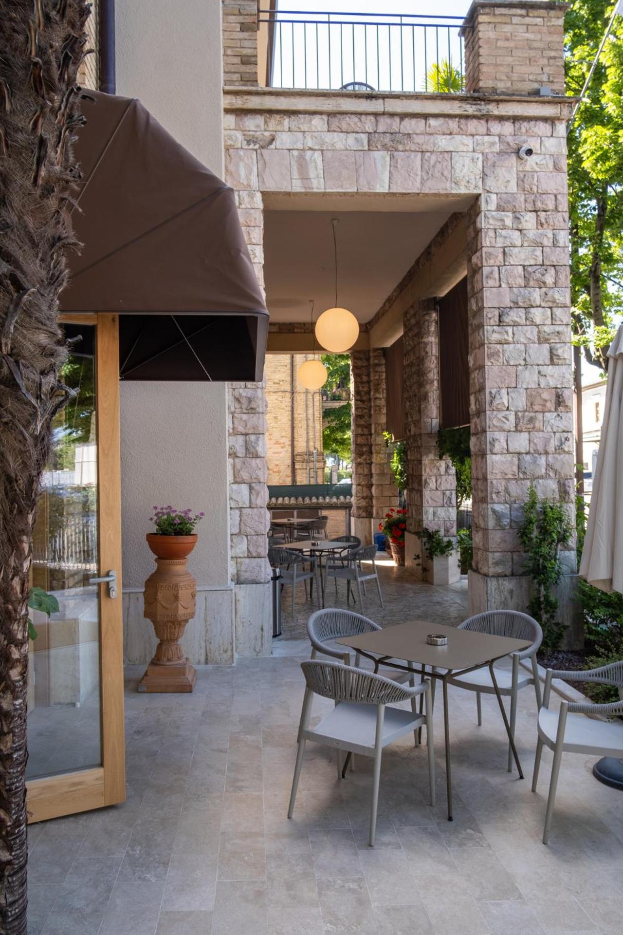 Hotel Moderno - Photo 27