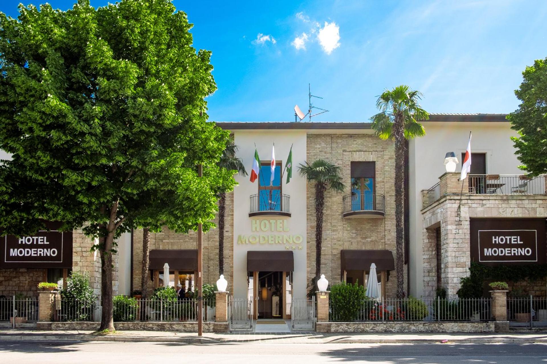 Hotel Moderno - Photo 34