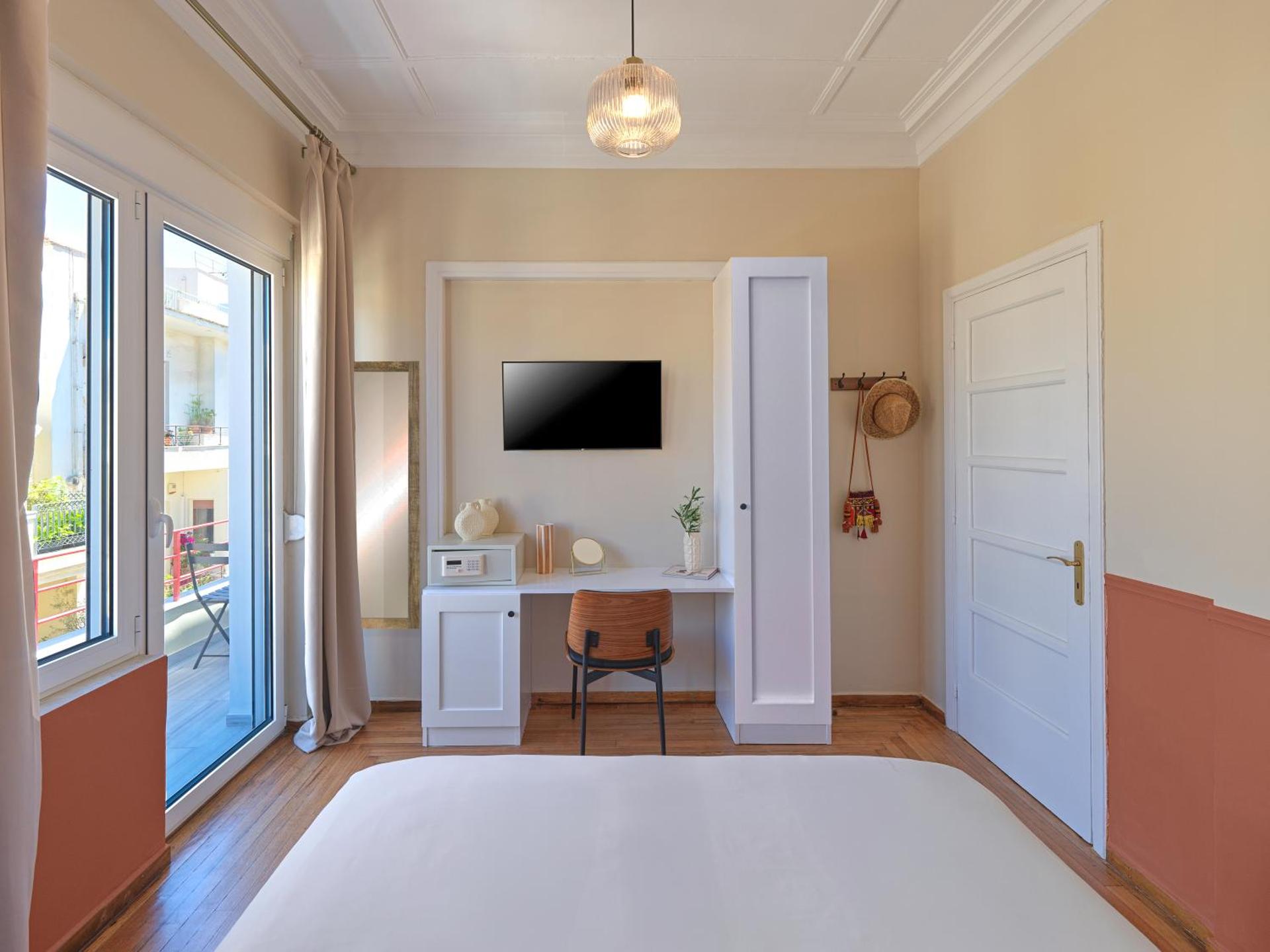 The Acropolis Window - Photo 83