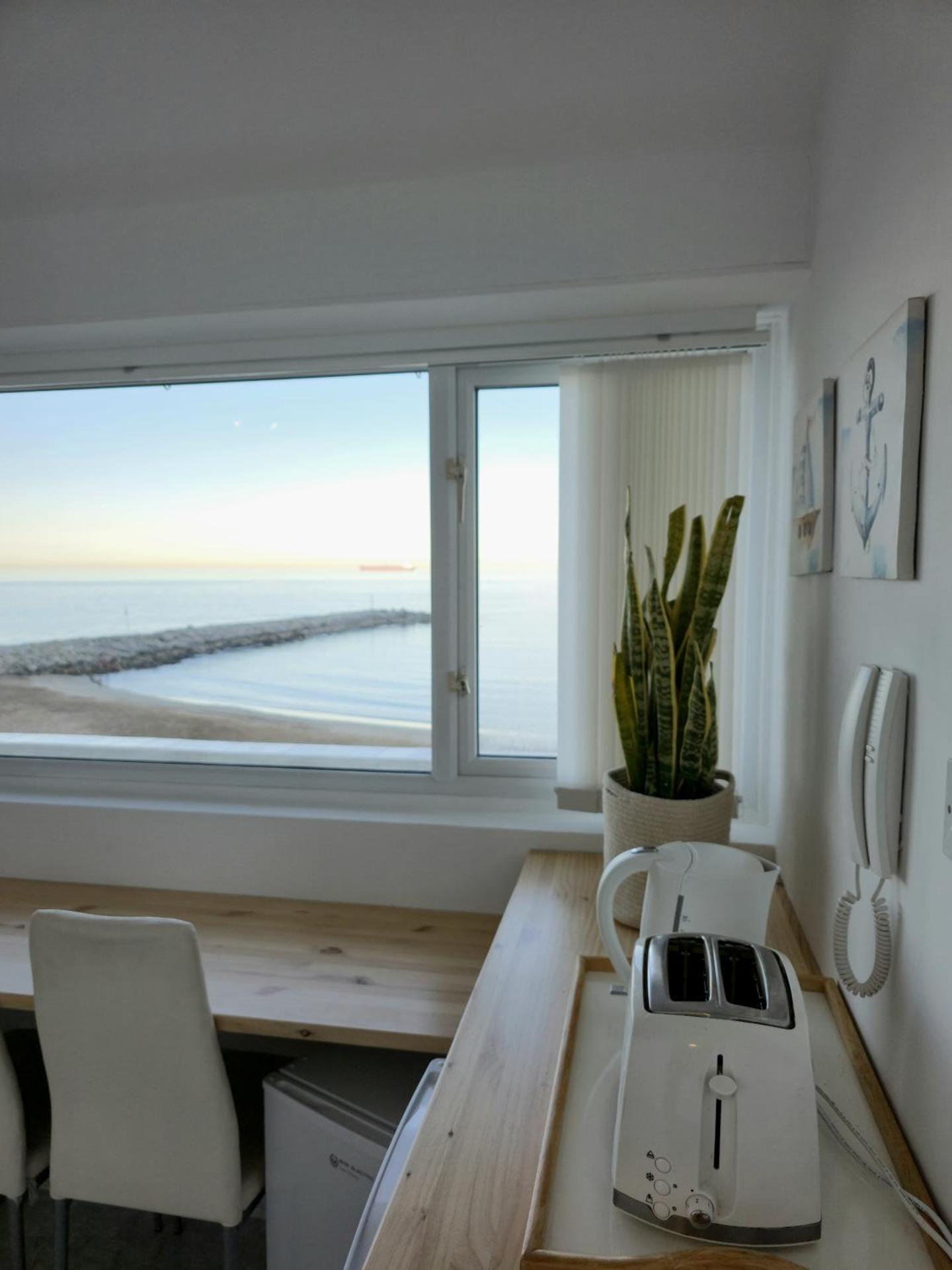 New! Gibraltar Beachfront Apartment, Sleeps 3 - Photo 34