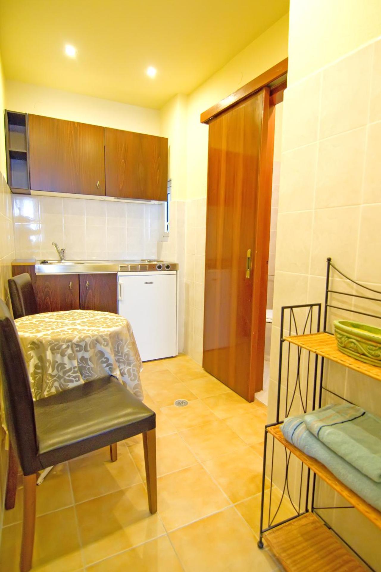 Minos Pension - Photo 10