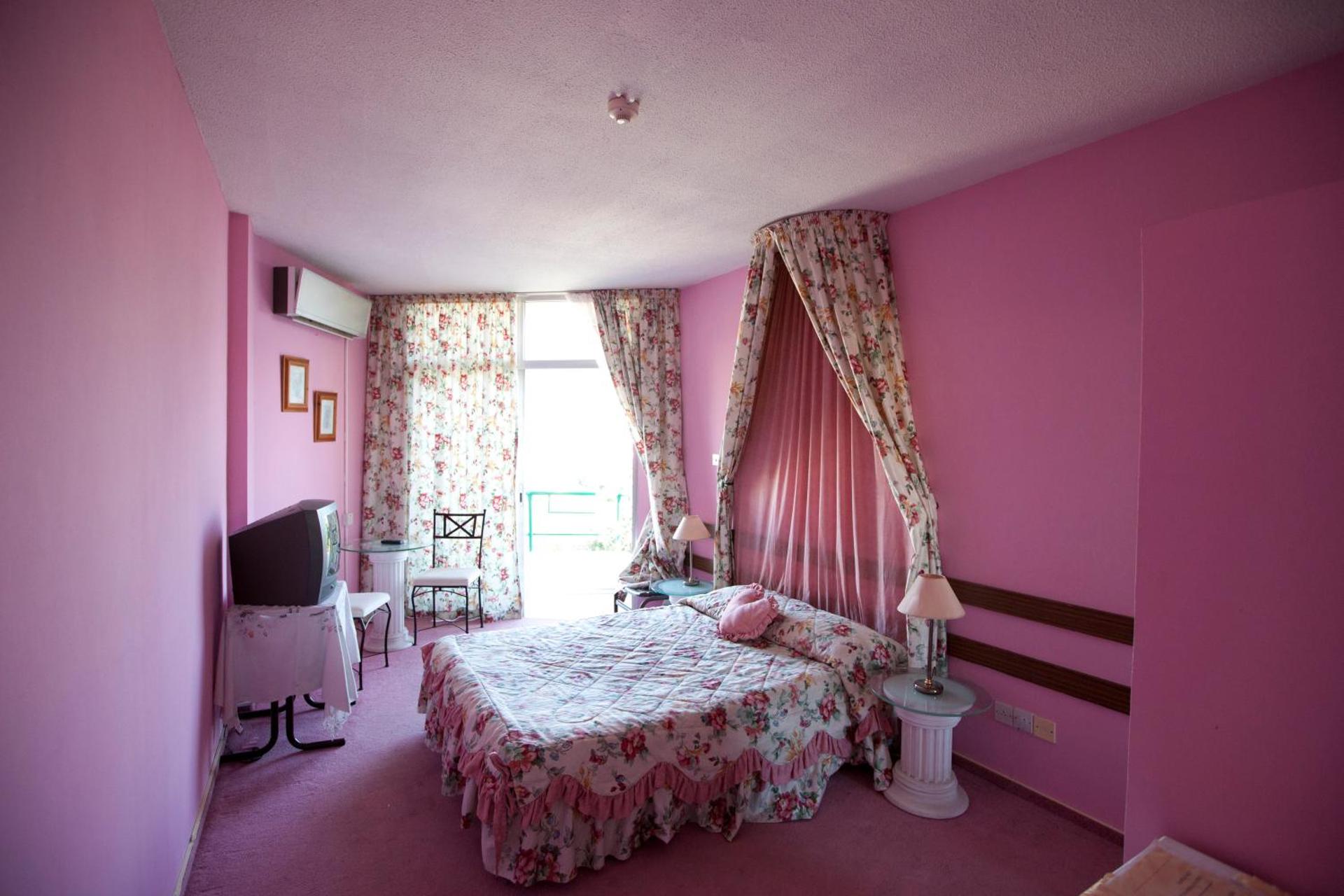 Sylva Hotel - Photo 35