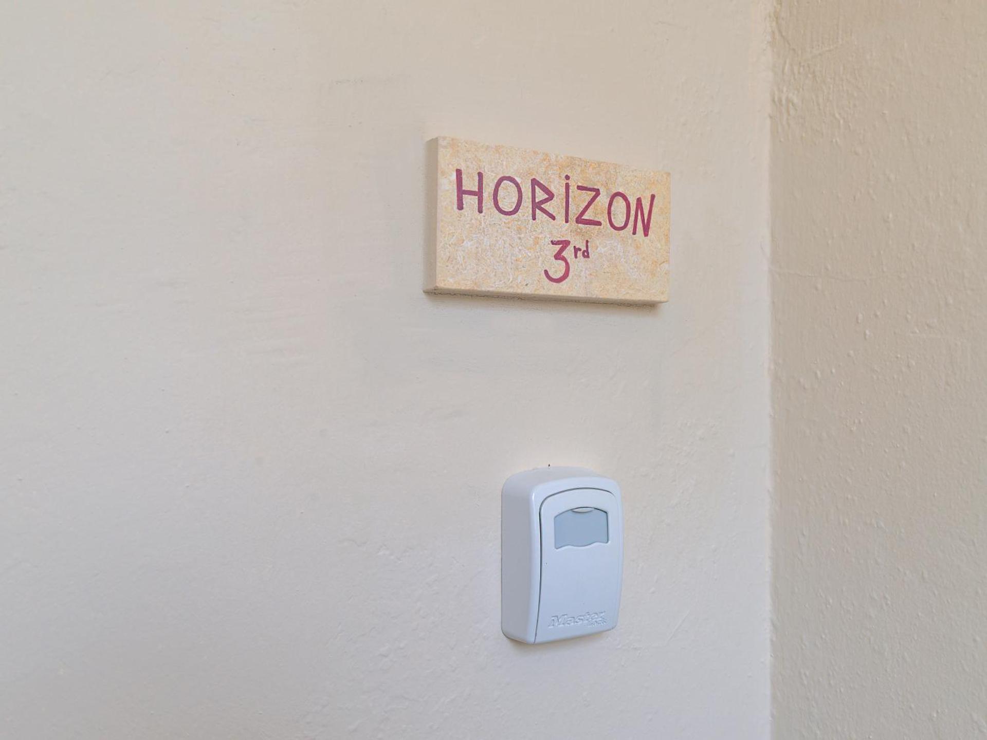 The Acropolis Window - Photo 111