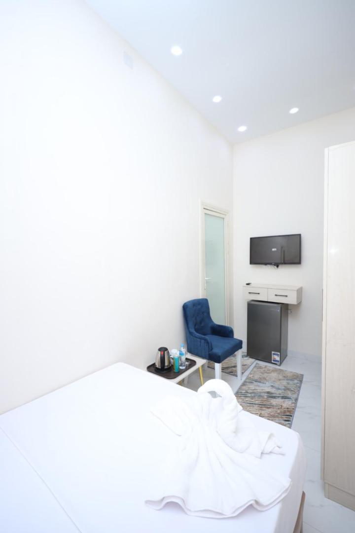 Single Room - Photo 2