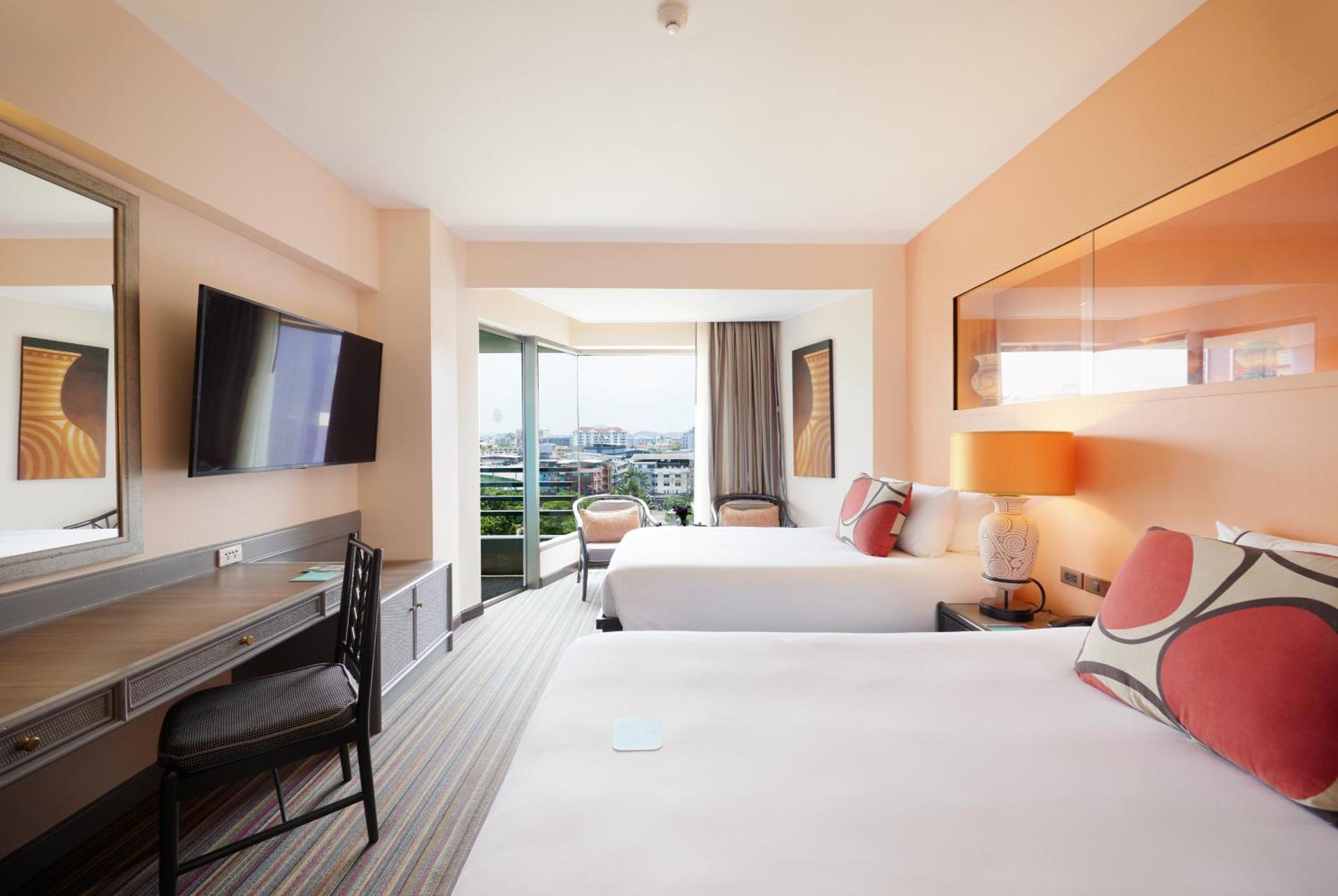 The Bayview Hotel Pattaya - Photo 52