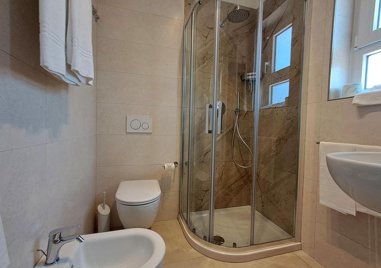 Superior Double or Twin Room with Terrace