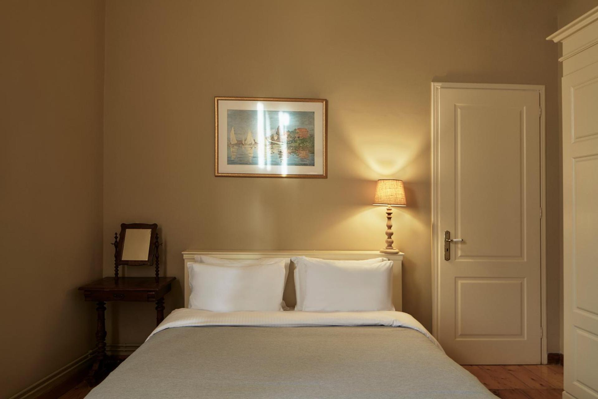 Superior Double Room (Cozy Alley Building)