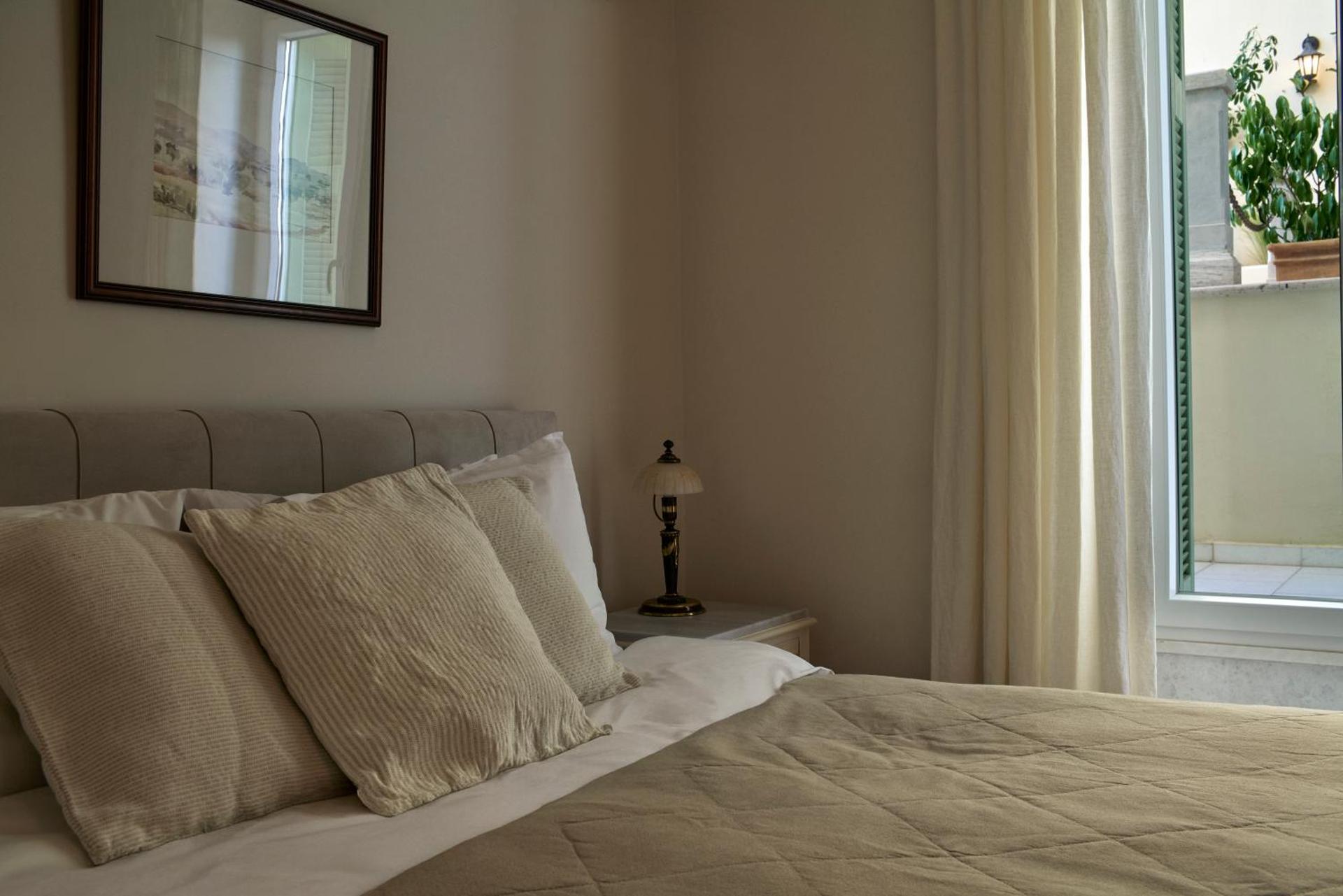 Deluxe Double Room with Shared Seaview Terrace (Main Building)