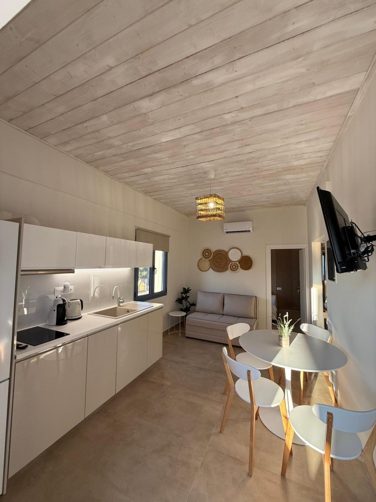 Nikolas Apartments - Photo 62