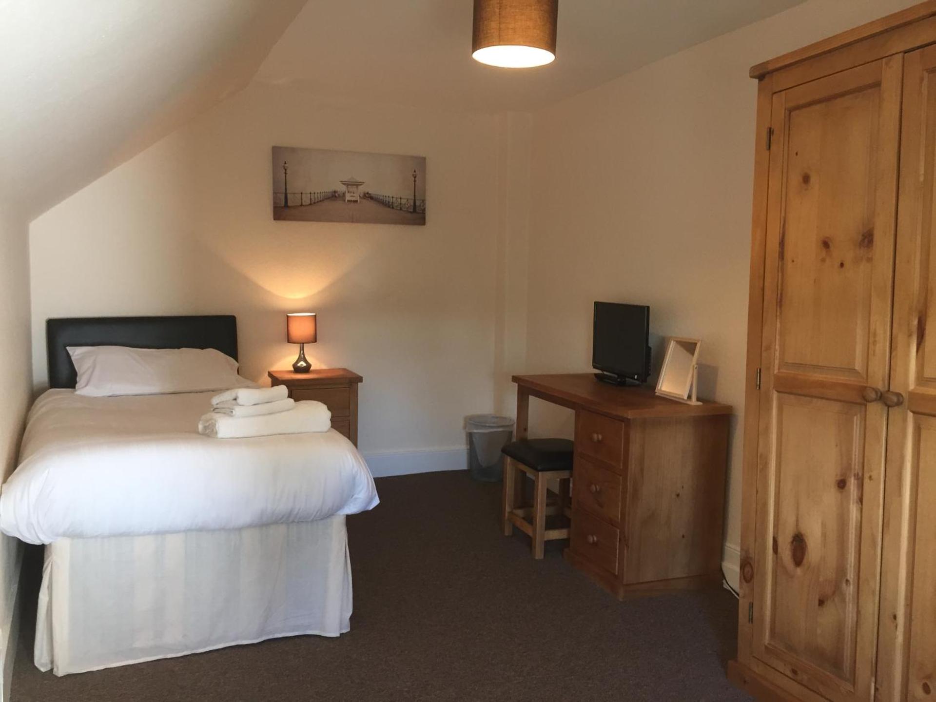 Standard Single Room with Shower