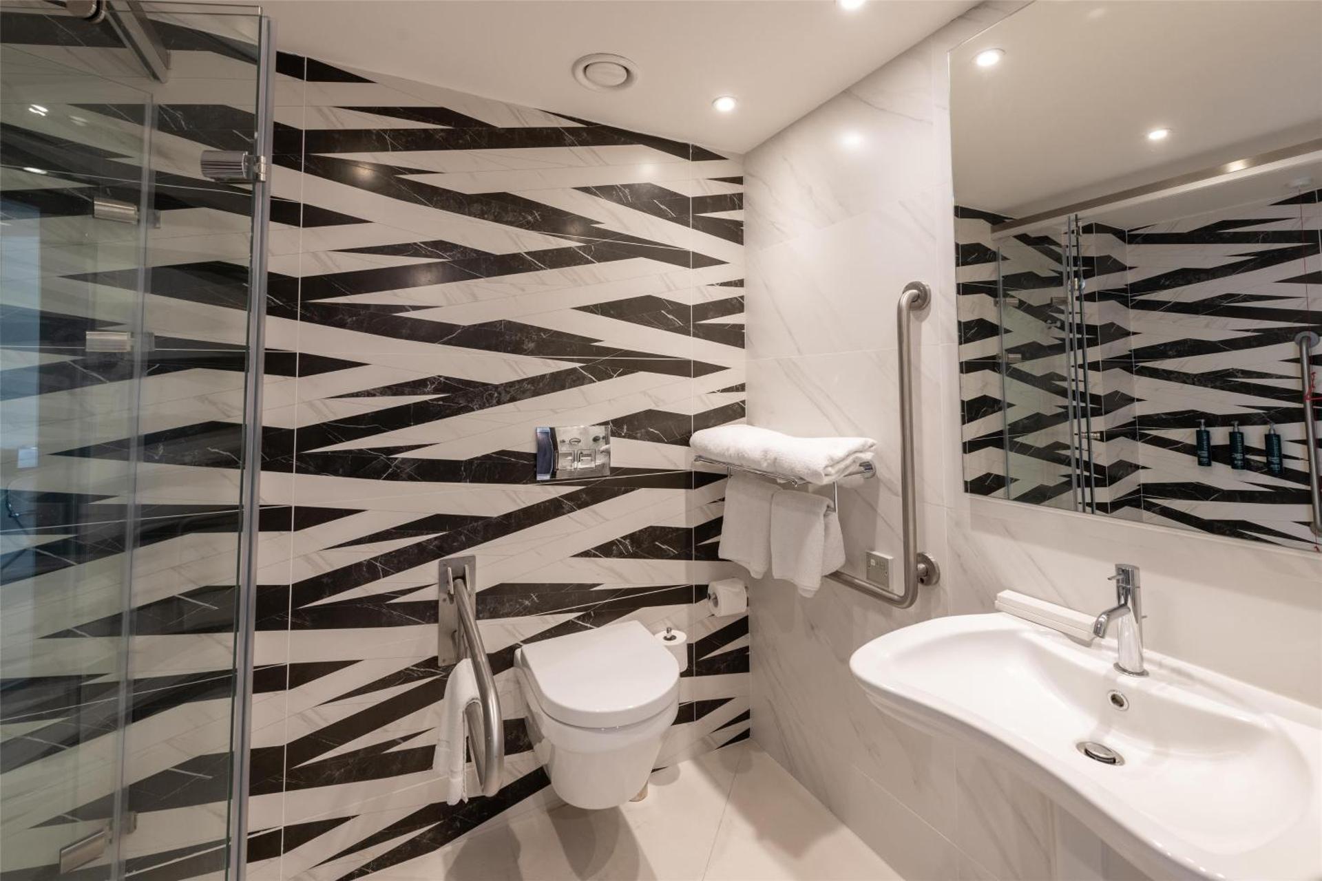 Hilton Nicosia - Photo 20